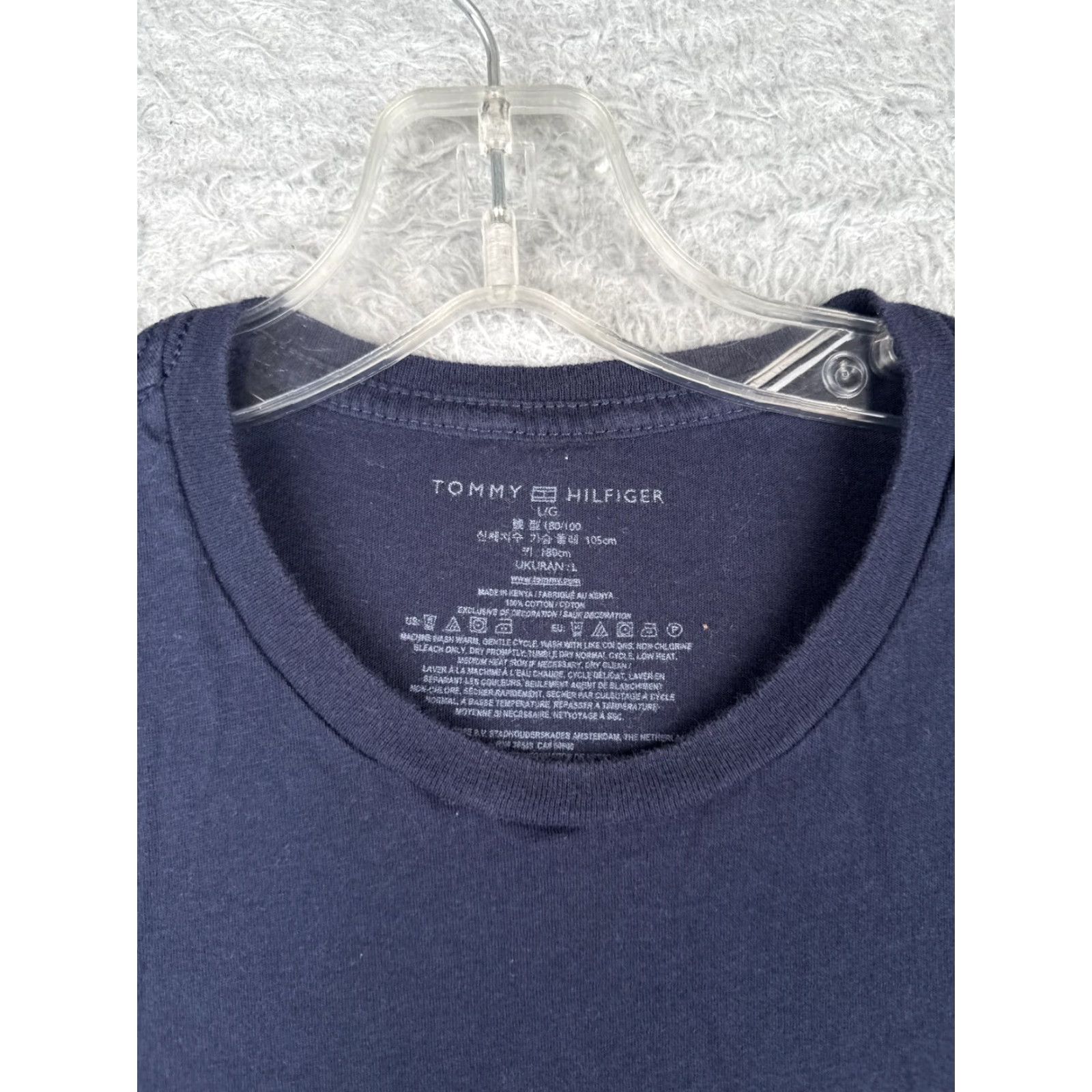 Tommy Hilfiger VINTAGE Tommy Hilfiger Shirt Adult Large Blue Crew Neck Short Sleeve 100% Cotton READ Size US L / EU 52-54 / 3 - 6 Thumbnail