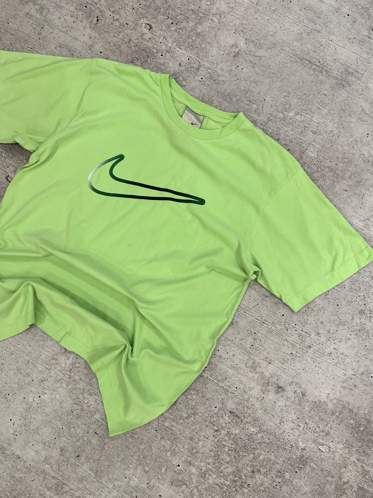 Nike × Vintage 🩸RARE🩸Nike Vintage y2k Swoosh Logo T Shirt Size US L / EU 52-54 / 3 - 2 Thumbnail