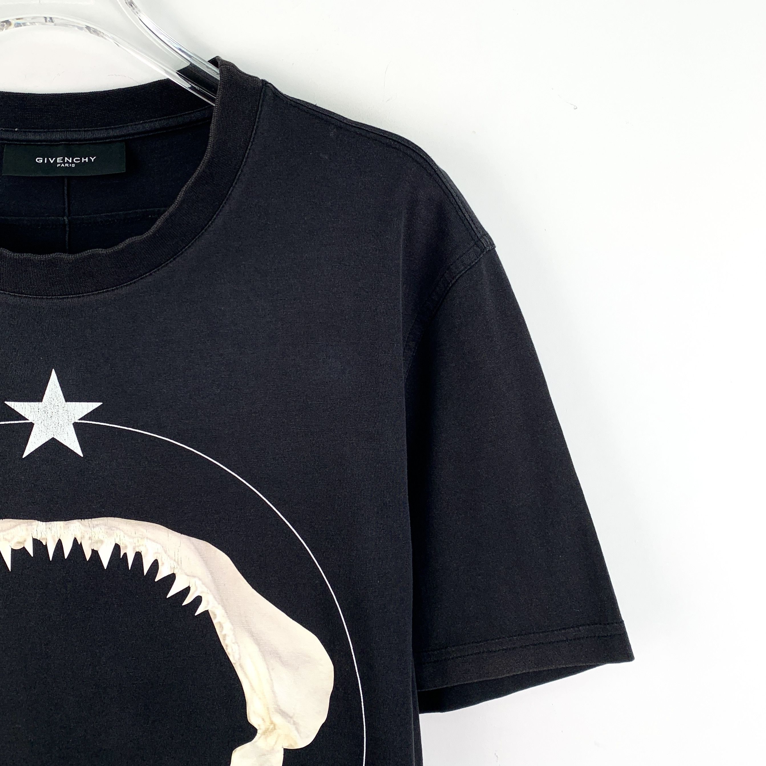 Givenchy Givenchy Black Shark Tooth Print Tee (M) Size US M / EU 48-50 / 2 - 8 Thumbnail