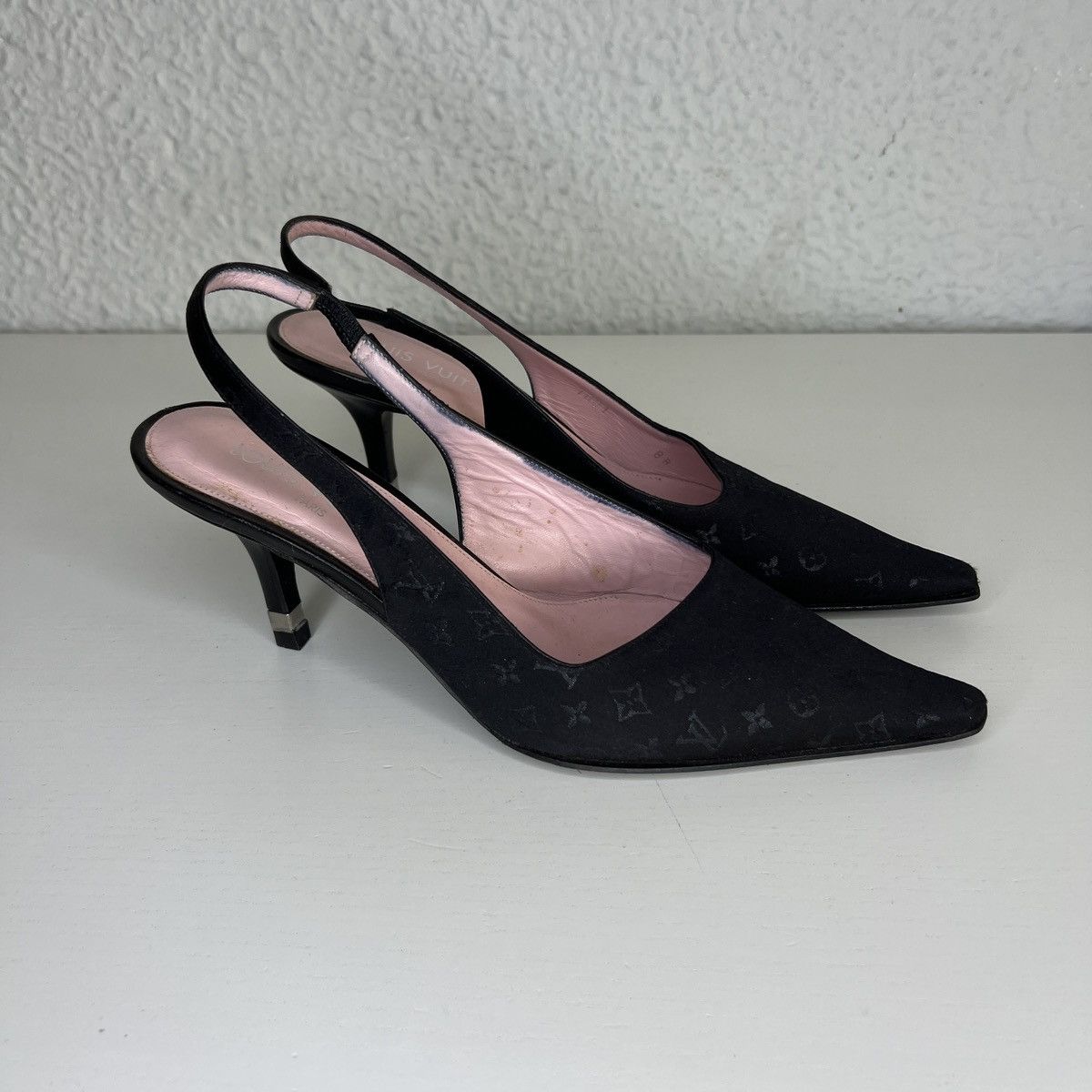 Louis Vuitton Louis Vuitton Heels Black Monogram Leather Classic Shoes Size US 5.5 / IT 35.5 - 3 Thumbnail