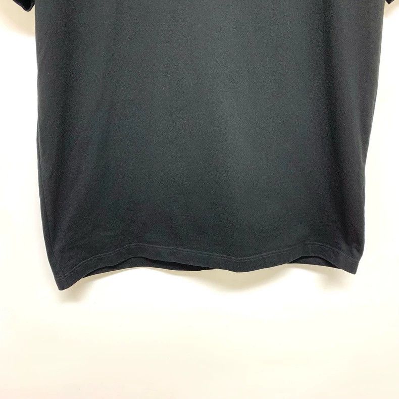 Louis Vuitton Louis Vuitton Black embossed logo short sleeve Size US L / EU 52-54 / 3 - 4 Thumbnail