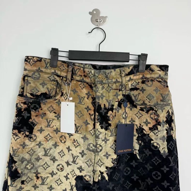 Louis Vuitton Louis Vuitton SS24 Fire Cloud Full Print Jeans 2501-Nextarr Size US 32 / EU 48 - 3 Thumbnail