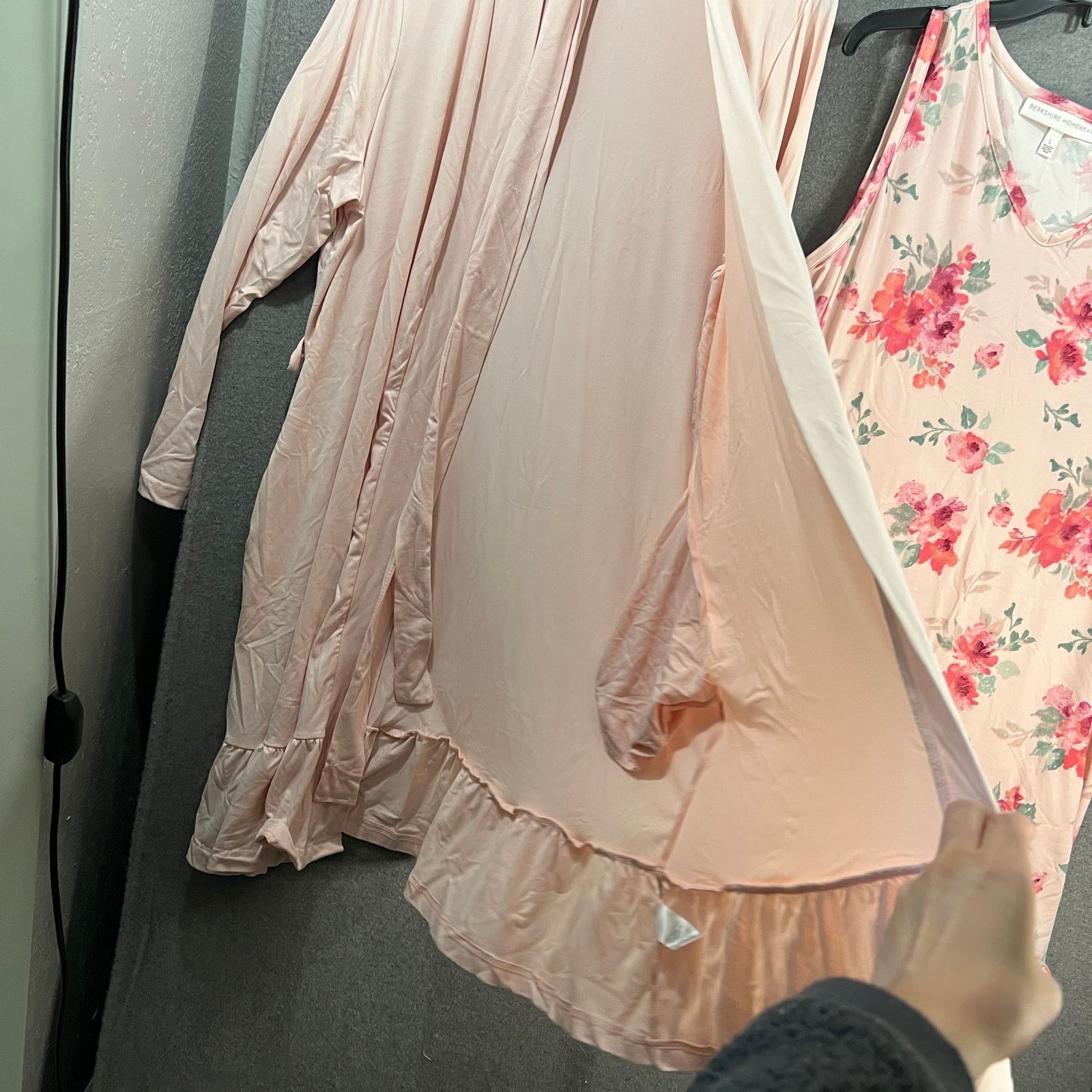 Other Berkshire Homewear Silky Smooth Wrap Robe with Sleep Dress Size L / US 10 / IT 46 - 11 Thumbnail