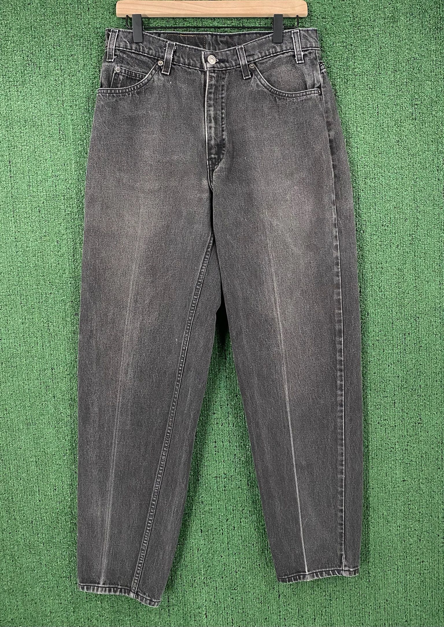 Levi's 90’s Levi's 550 Orange Tab Faded Black Denim Jeans 30”x 32” Size US 30 / EU 46 - 1 Thumbnail
