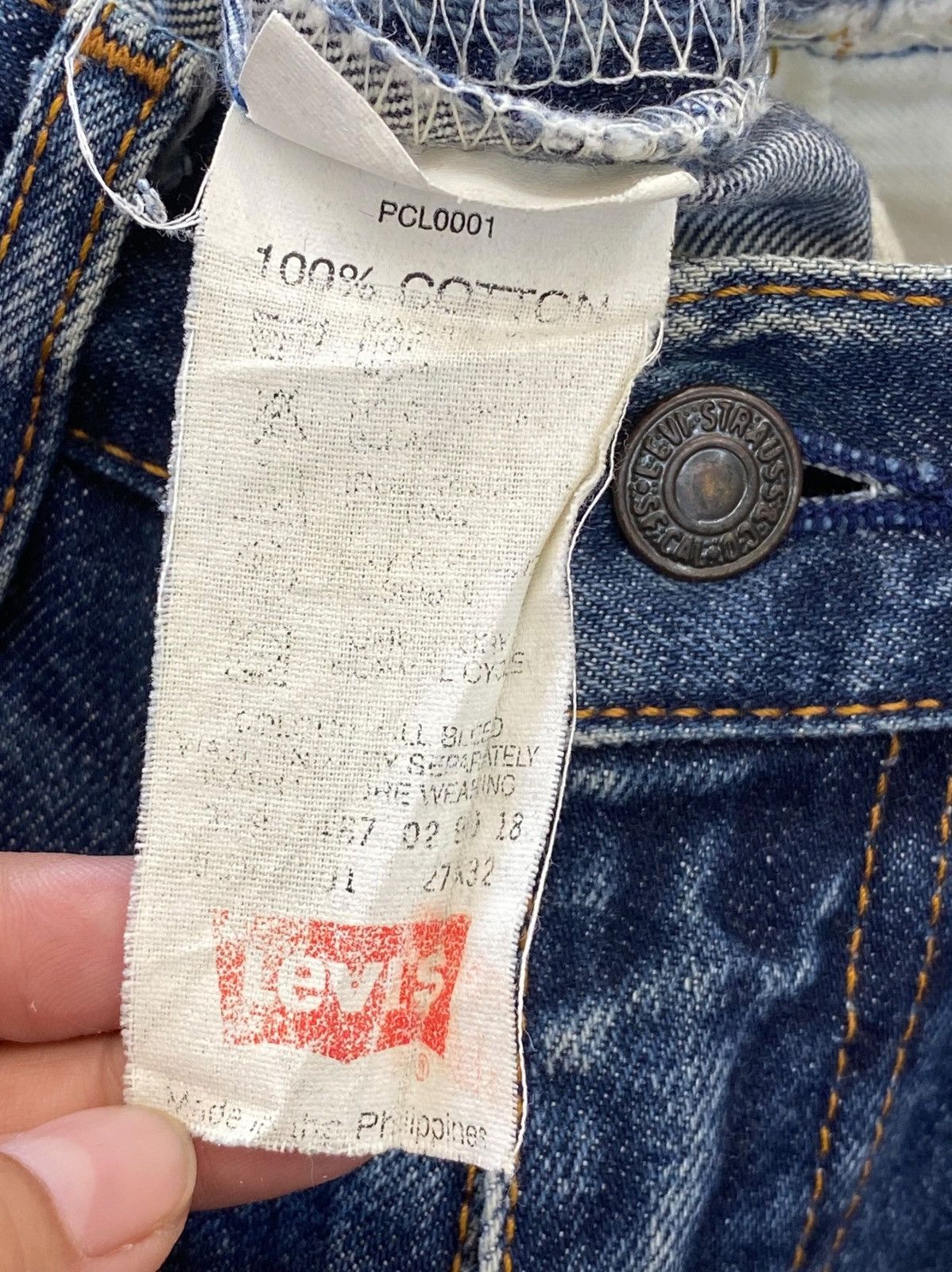 Levi's Levi’s Blue Wash Whiskered Style Straight Leg Jeans Size US 28 / EU 44 - 10 Thumbnail