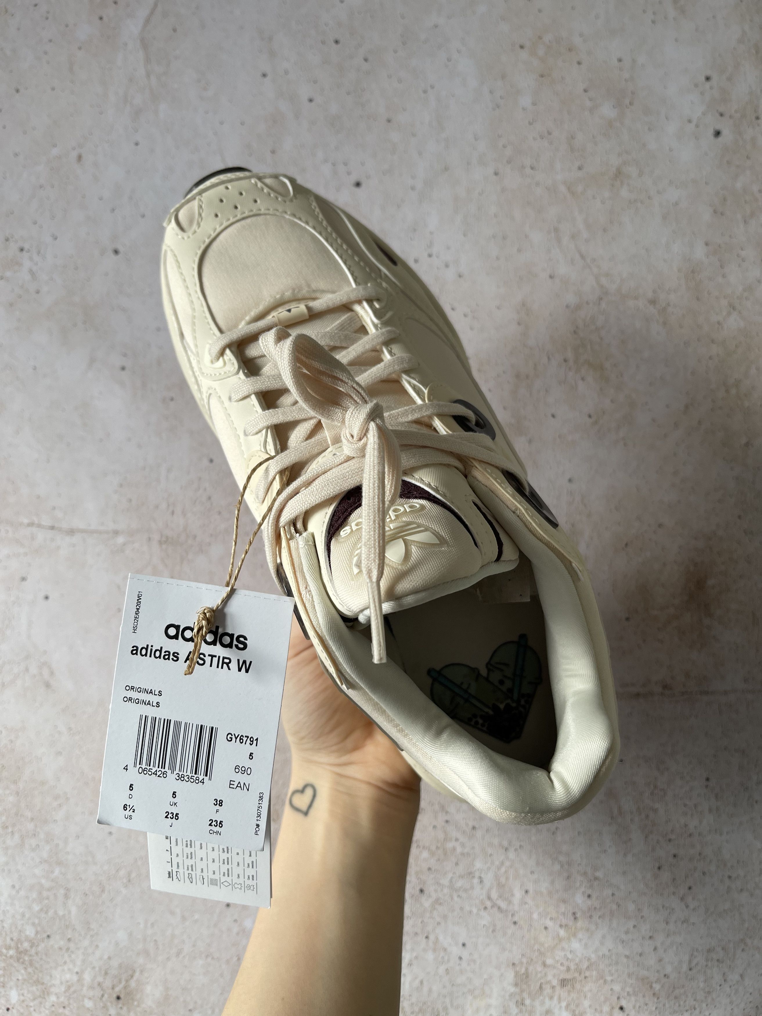 Adidas adidas Astir Cloud White Ecru Tint (Women's) Size US 6.5 / IT 36.5 - 5 Thumbnail