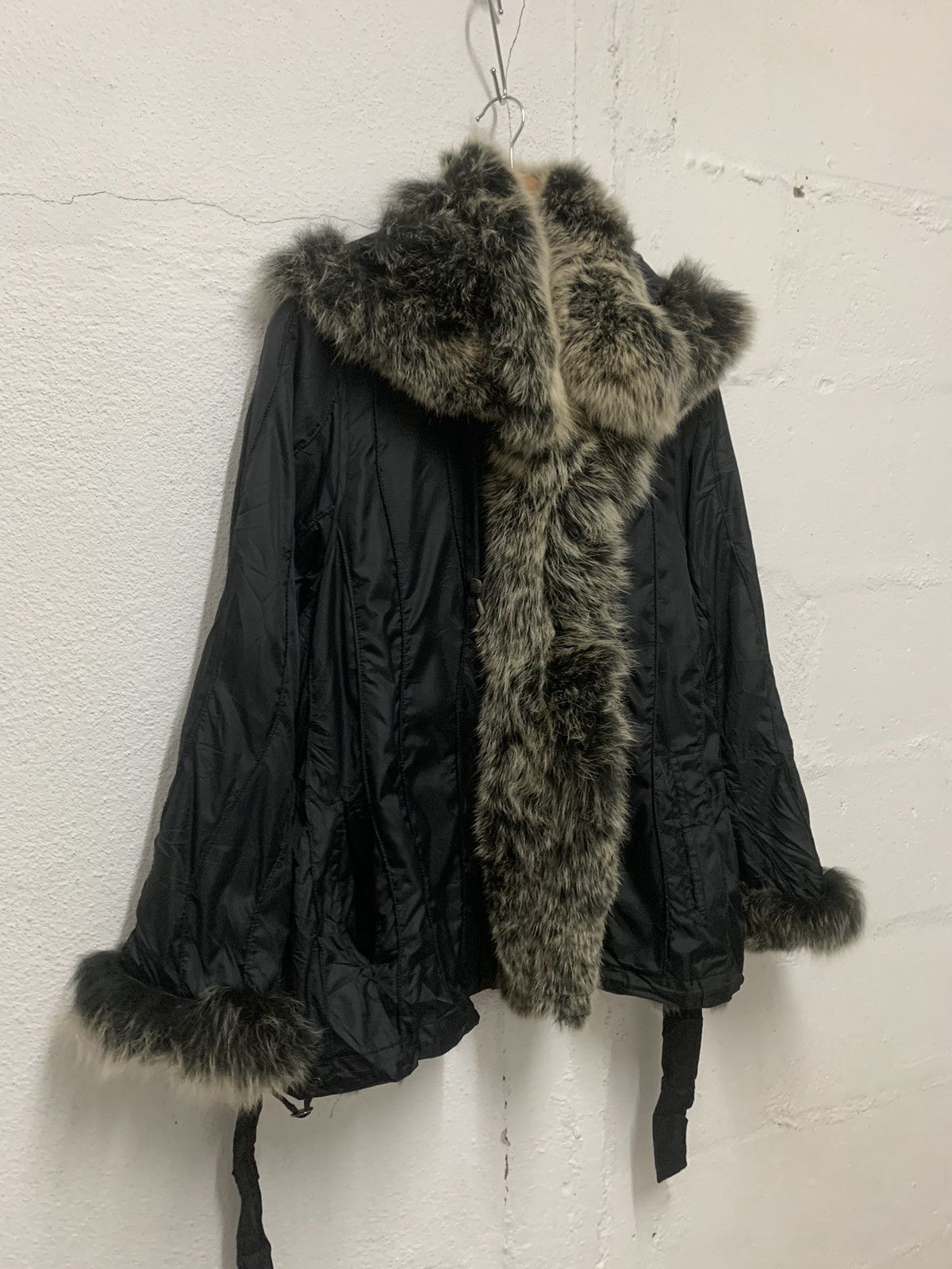 Japanese Brand Vintage Fur Jacket Hoodie Size M / US 6-8 / IT 42-44 - 2 Thumbnail