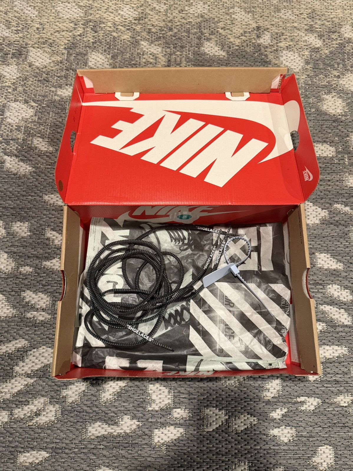Nike × Off-White Off White x Nike Air Force 1 Low Black Size US 10.5 / EU 43-44 - 10 Thumbnail
