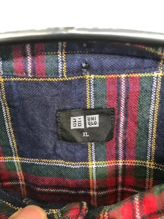 Japanese Brand Japanese Brand Uniqlo Plaid Tartan Flannel Shirt 👕 Size US XL / EU 56 / 4 - 3 Thumbnail
