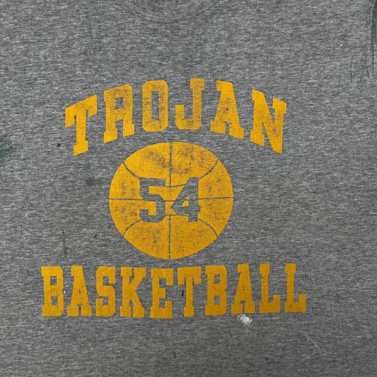 Vintage Vintage 90s Trojan Basketball Painter Thrashed T Shirt Size US L / EU 52-54 / 3 - 2 Thumbnail
