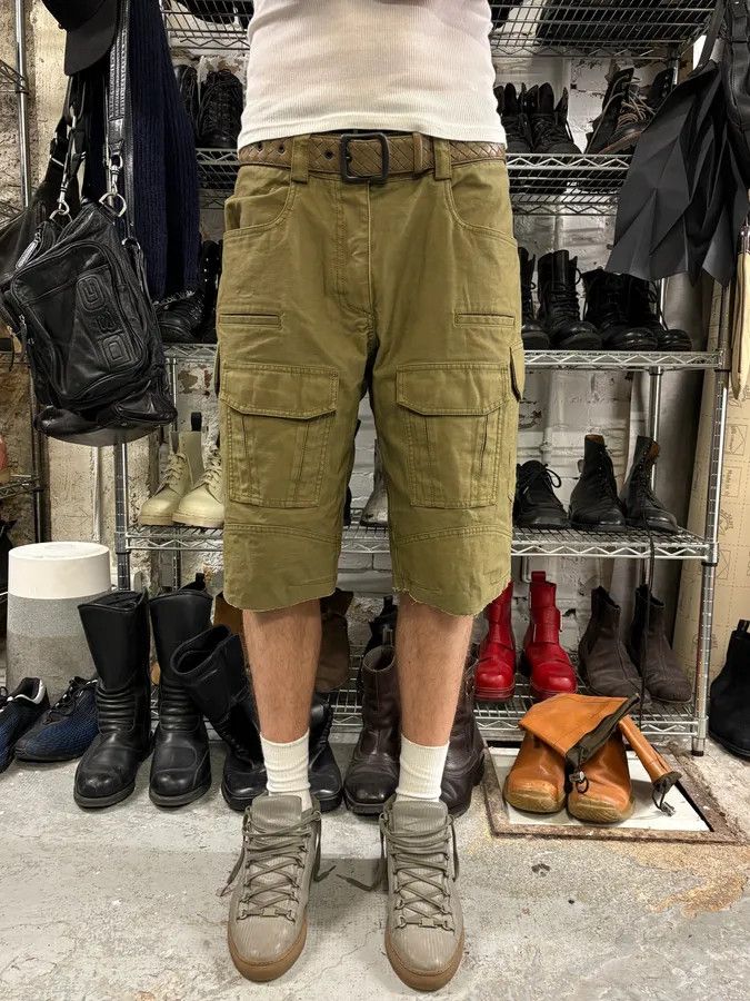 Givenchy × Vintage SS2023 Givenchy Olive Cargo Bermuda Shorts Size US 34 / EU 50 - 2 Thumbnail
