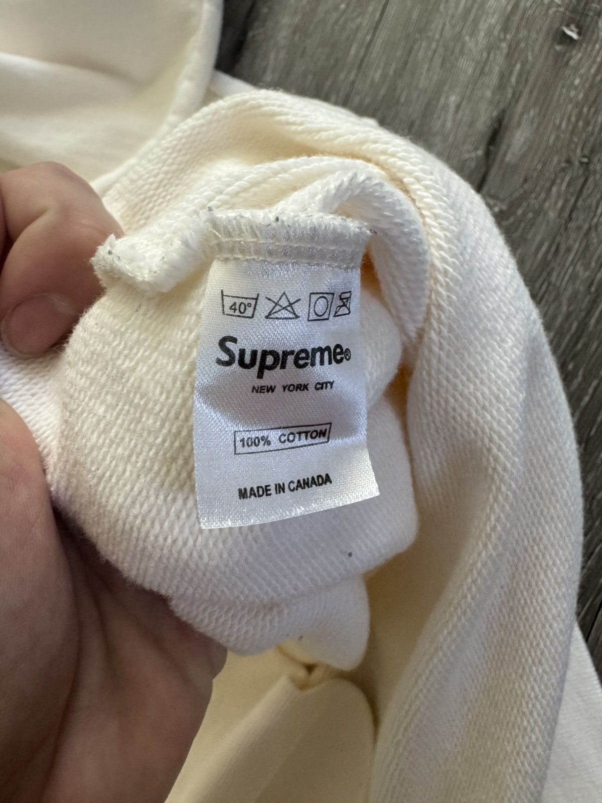 Supreme Supreme Cream Screenprint Box Logo 2006 Size US XL / EU 56 / 4 - 7 Thumbnail