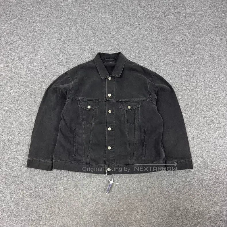 Balenciaga Balenciaga Double B Graffiti Logo Single Breasted Denim Ja Size US L / EU 52-54 / 3 - 2 Thumbnail
