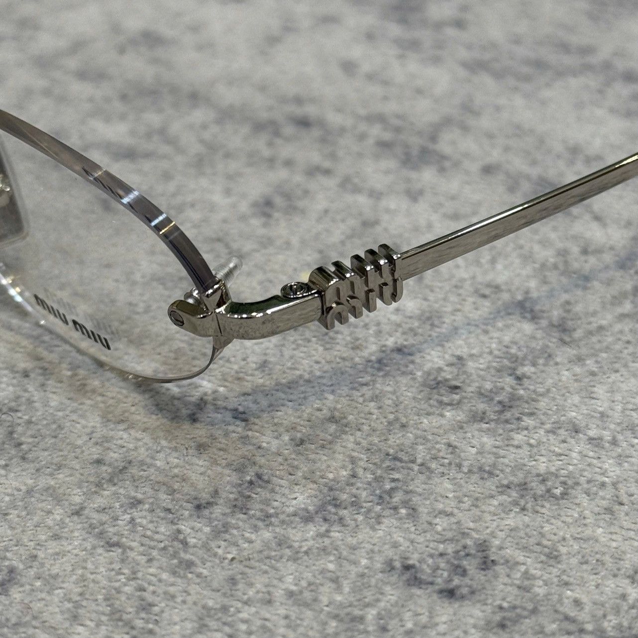 メガネ MiuMiu FW24 Miu Miu - 0MU 53WV - 1BC1O1 (0MU 53WV 1BC1O1) MU 53WV Miu Miu Glasses 1BC1O1 Silver - eye-oo.com