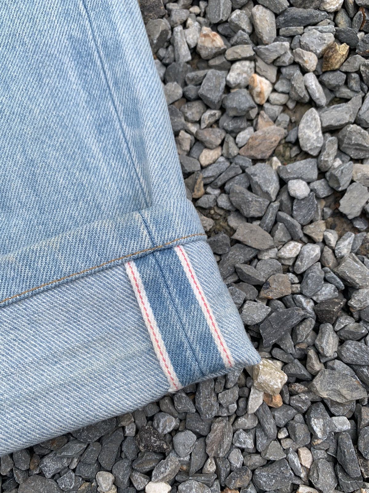 A.P.C. APC SELVEDGE BUTTON FLY LIGHT BLUE JAPANESE DISTRESSED DENIM Size US 30 / EU 46 - 6 Thumbnail