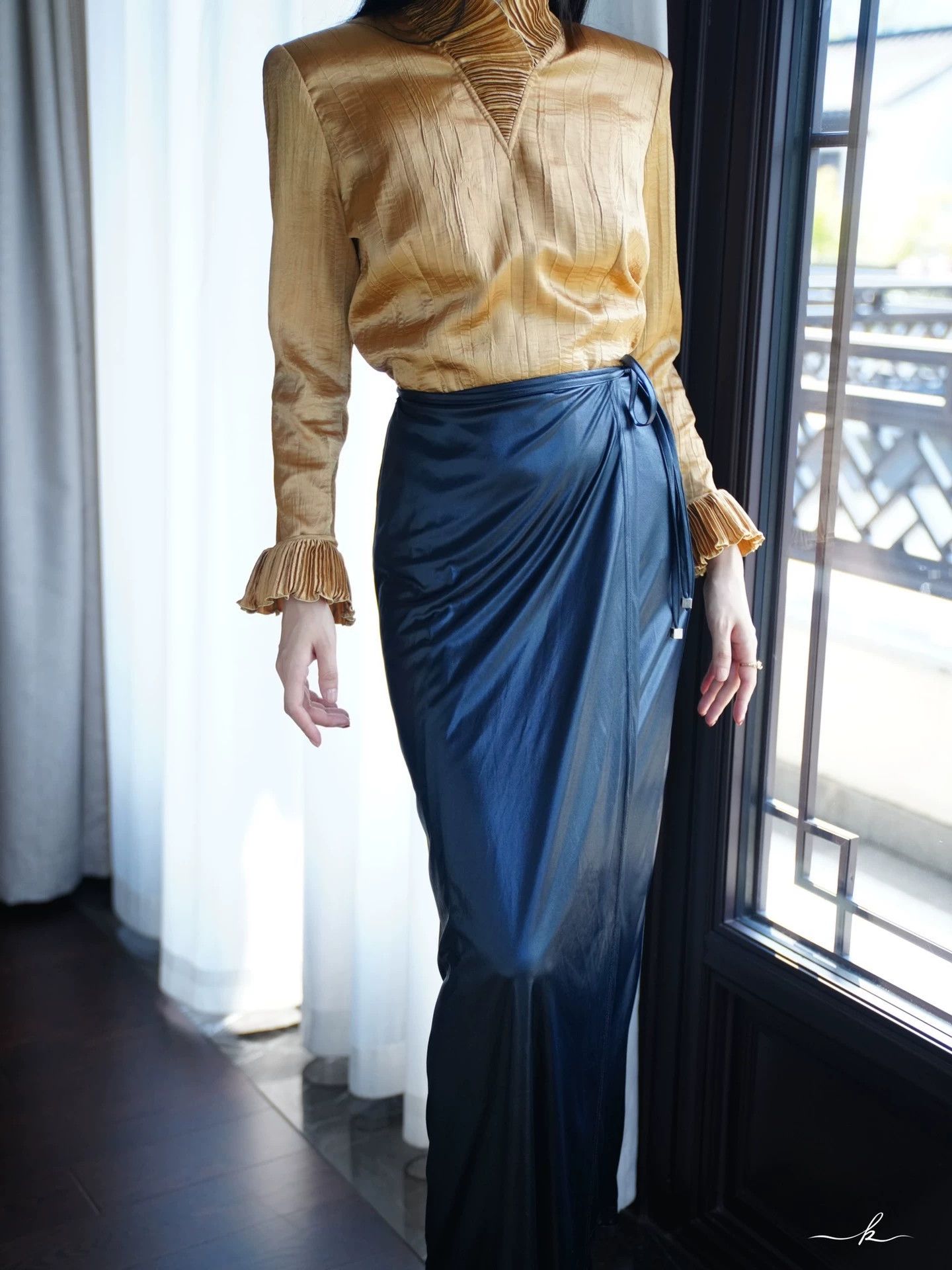 Fendi Fendi Vintage Special Leather-Like Wrap Skirt Size 30" / US 8 / IT 44 - 8 Thumbnail