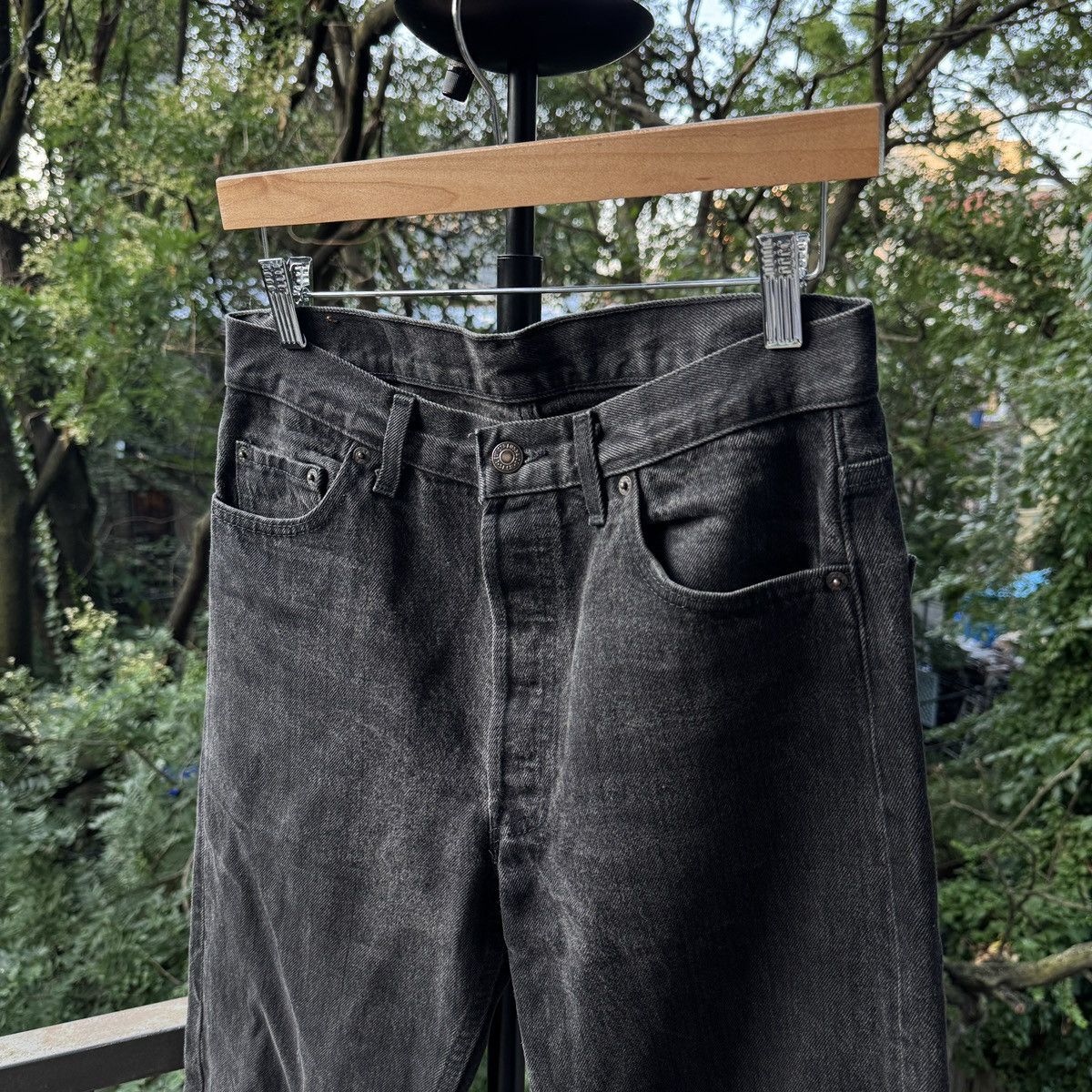 Levi's Vintage 1980s Levi's 501 Black Denim Jeans USA ERD Grunge Size US 30 / EU 46 - 3 Thumbnail