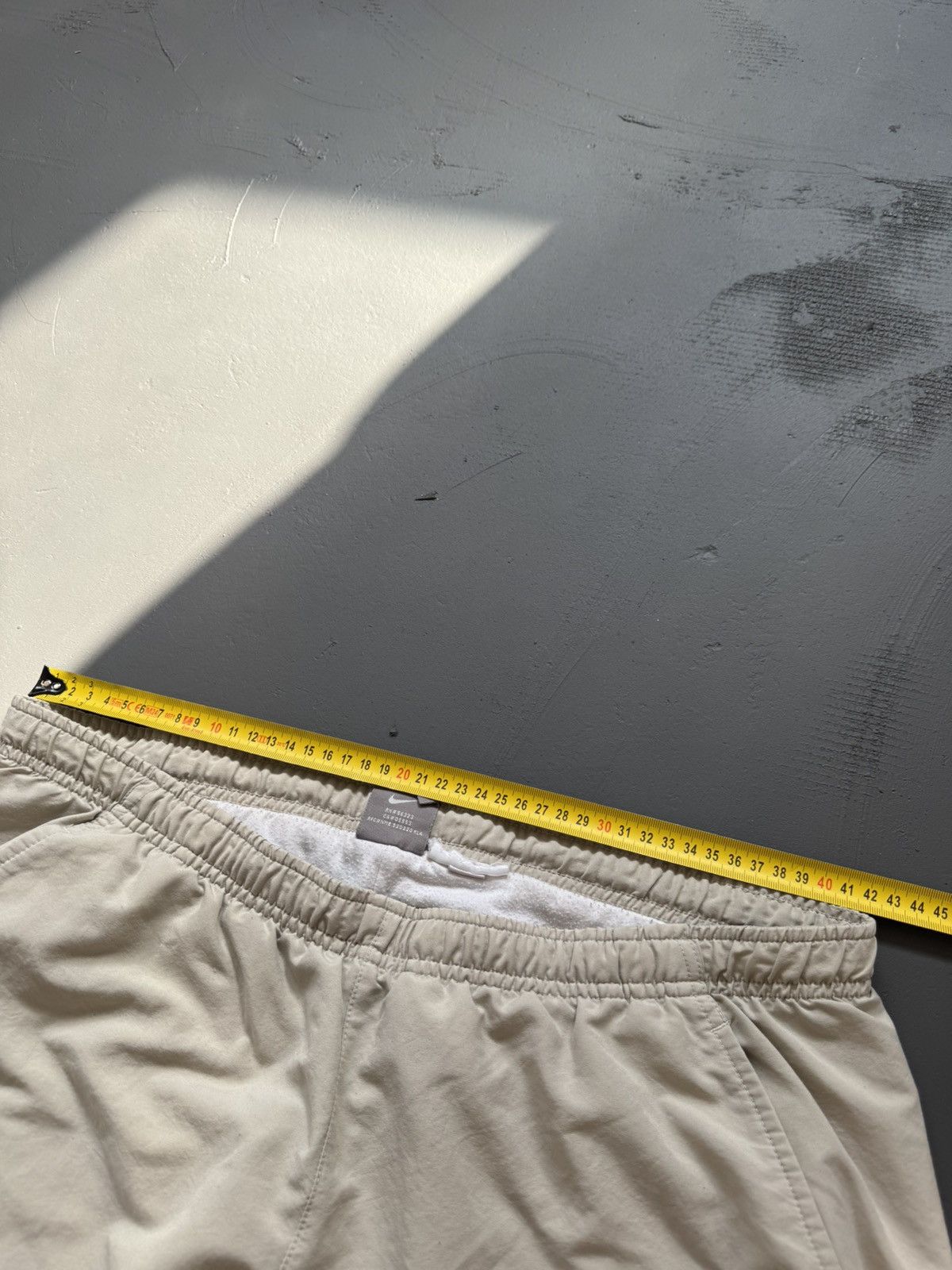 Vintage NIKE VINTAGE BASIC LOGO OVERSIZE BAGGY PANTS Size US 34 / EU 50 - 6 Thumbnail