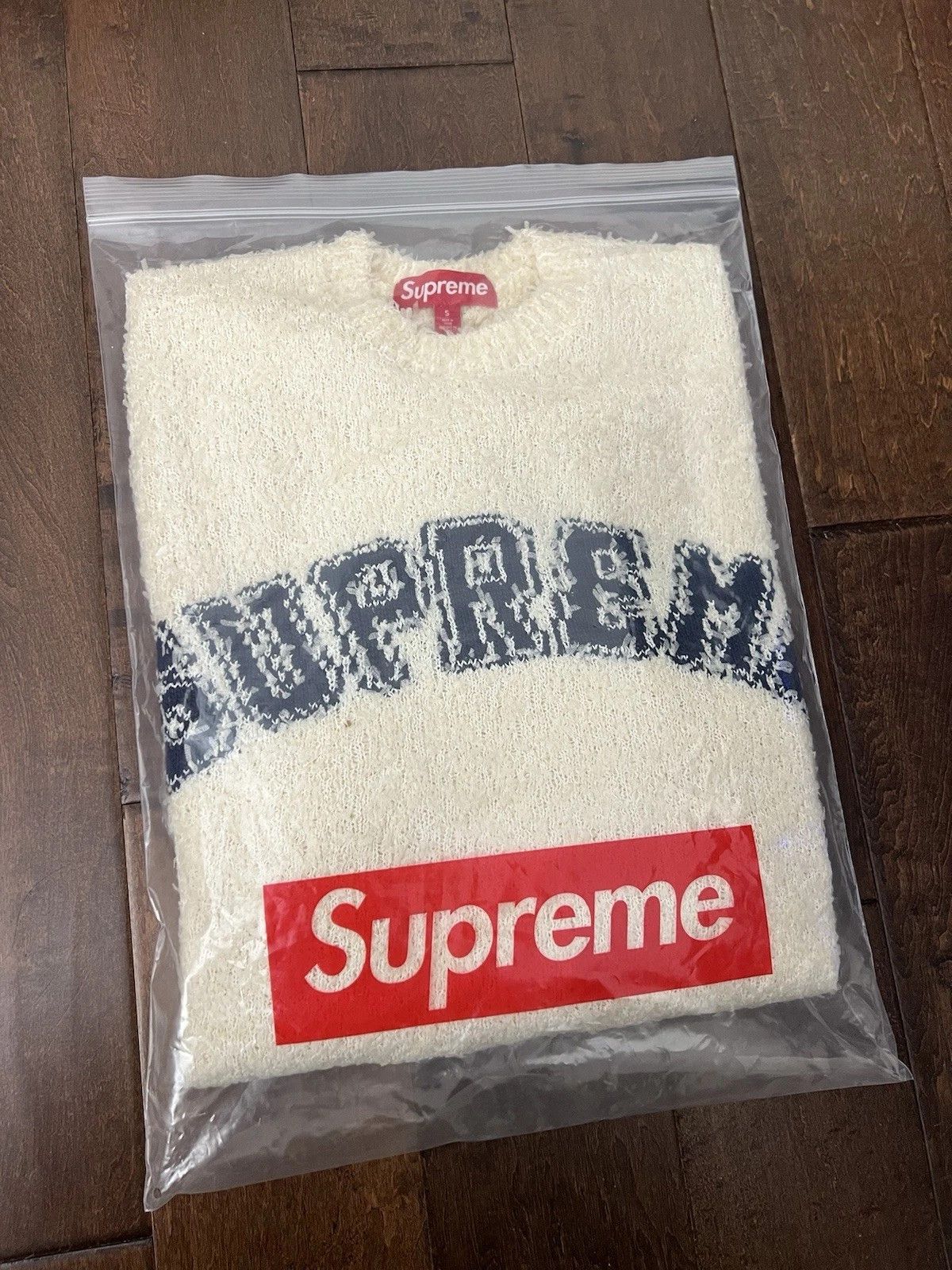 Supreme Supreme SS25 Textured Arc Sweater Cream White Size Small New Size US S / EU 44-46 / 1 - 2 Thumbnail