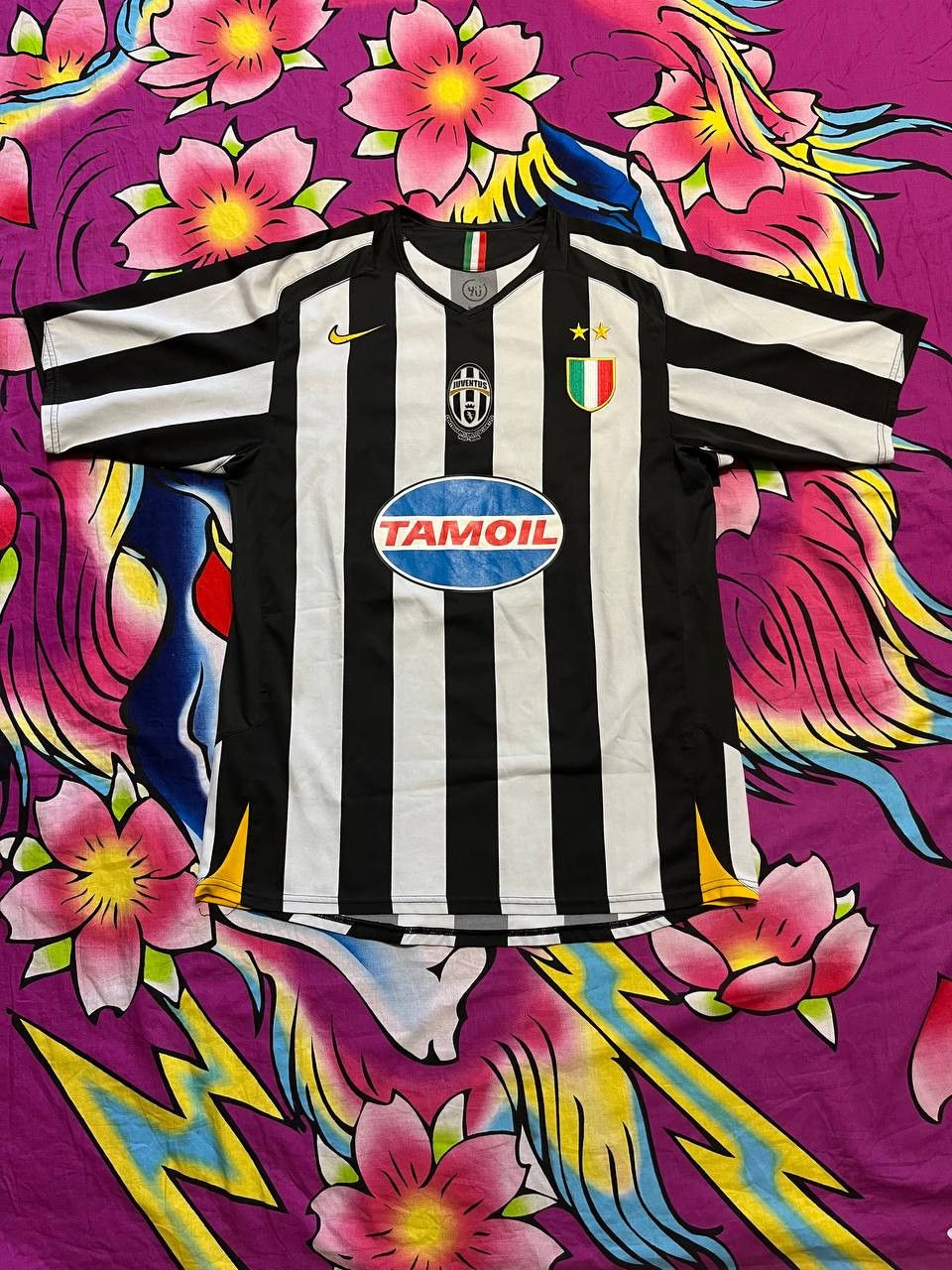 Nike Juventus 2005/2006 home kit soccer jersey M size