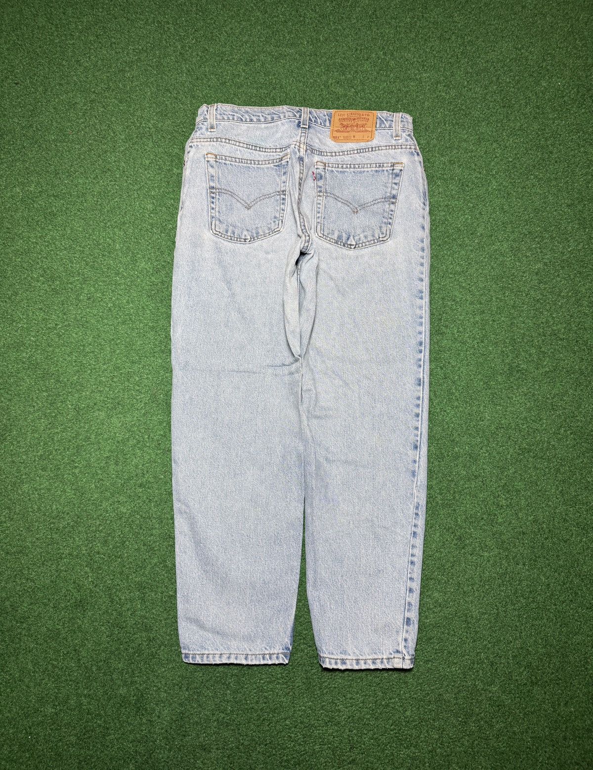 Levi's Vintage Clothing Vintage 90s Levi’s 551 Relaxed Fit 32x28 Distressed Jeans Size 36" / US 14 / IT 50 - 1 Thumbnail