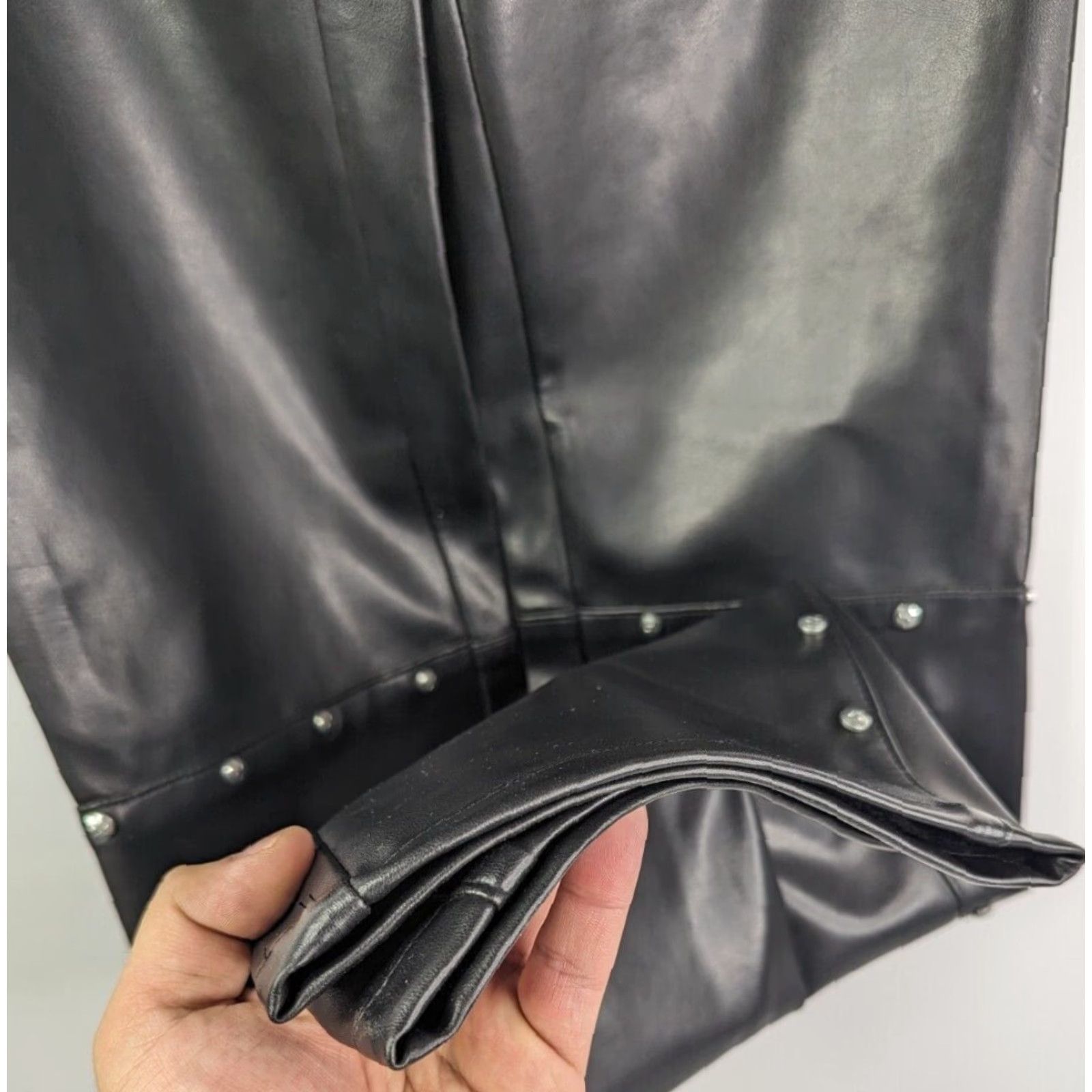 Vintage VINTAGE Rockies Pants Womens 25 Black Leather Studded Long Size 42" / US 20 - 3 Thumbnail