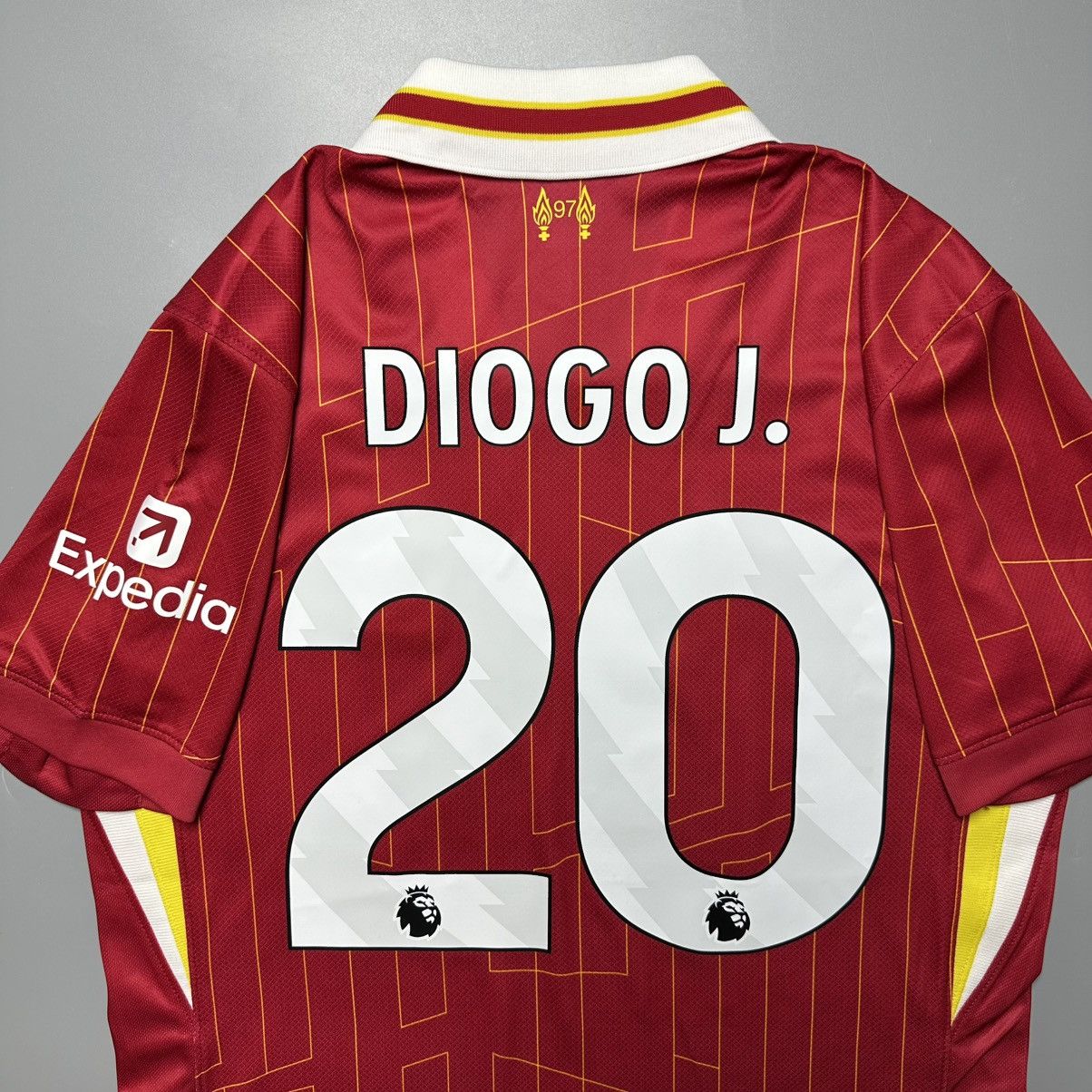 Nike LIVERPOOL NIKE 2024/2025 SOCCER HOME JERSEY #20 DIOGO JOTA Size US M / EU 48-50 / 2 - 8 Thumbnail