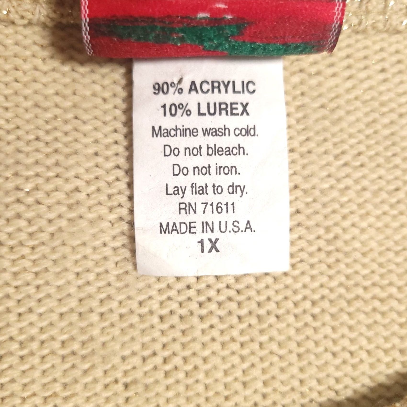 Vintage VINTAGE Nutcracker Sweater Women 1X Plus Size Short Sleeve Knit Gold Shimmer USA Vest 90s Christmas Womens Size XL / US 12-14 / IT 48-50 - 5 Thumbnail