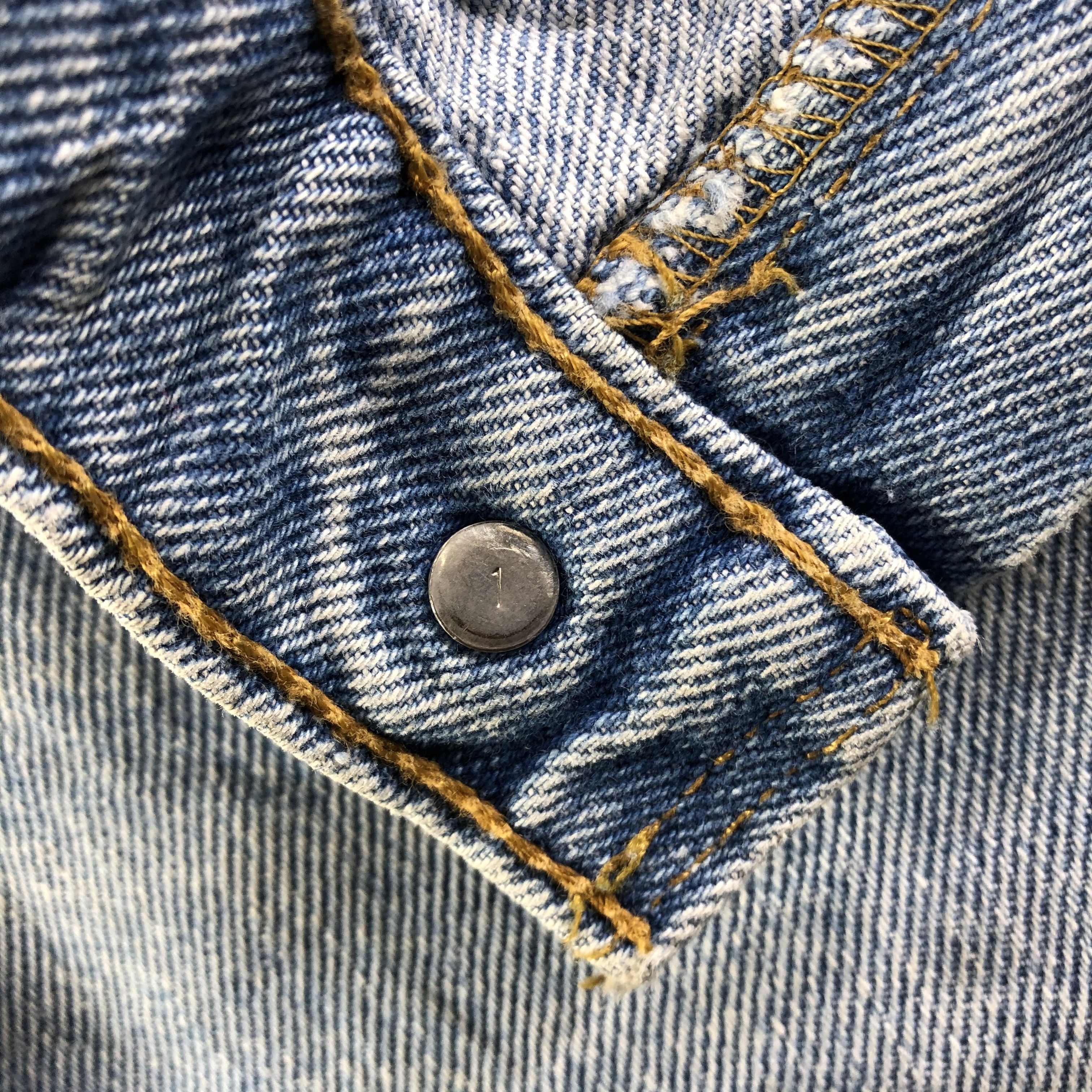 Levi's Vintage Light Wash Levis Jeans-J4228 Size US 30 / EU 46 - 8 Thumbnail