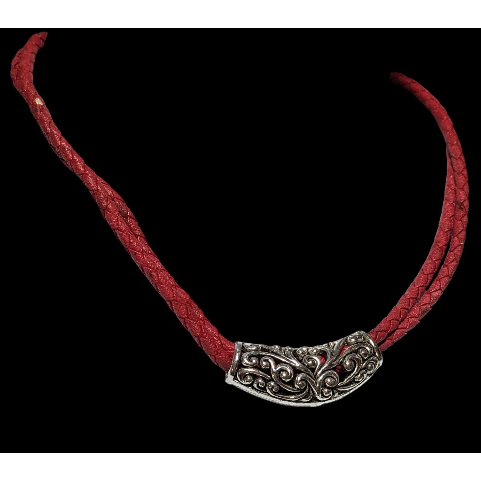 Other Red And Silver Faux Leather Floral Necklace Size ONE SIZE - 3 Thumbnail