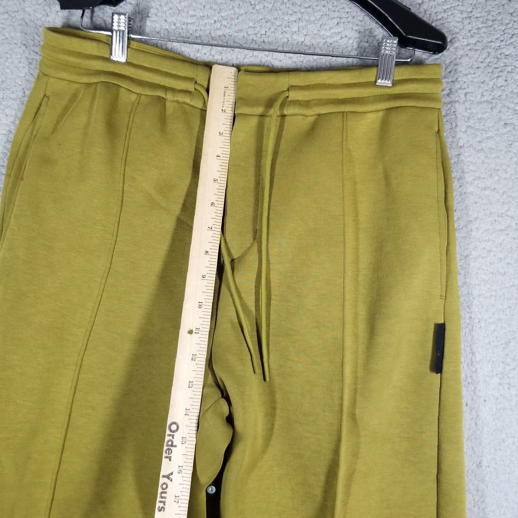 Nike Nike Tech Fleece Trousers Men's Medium Activewear Casual Joggers Green 2010s Relaxed Fit Size US 31 - 6 Thumbnail