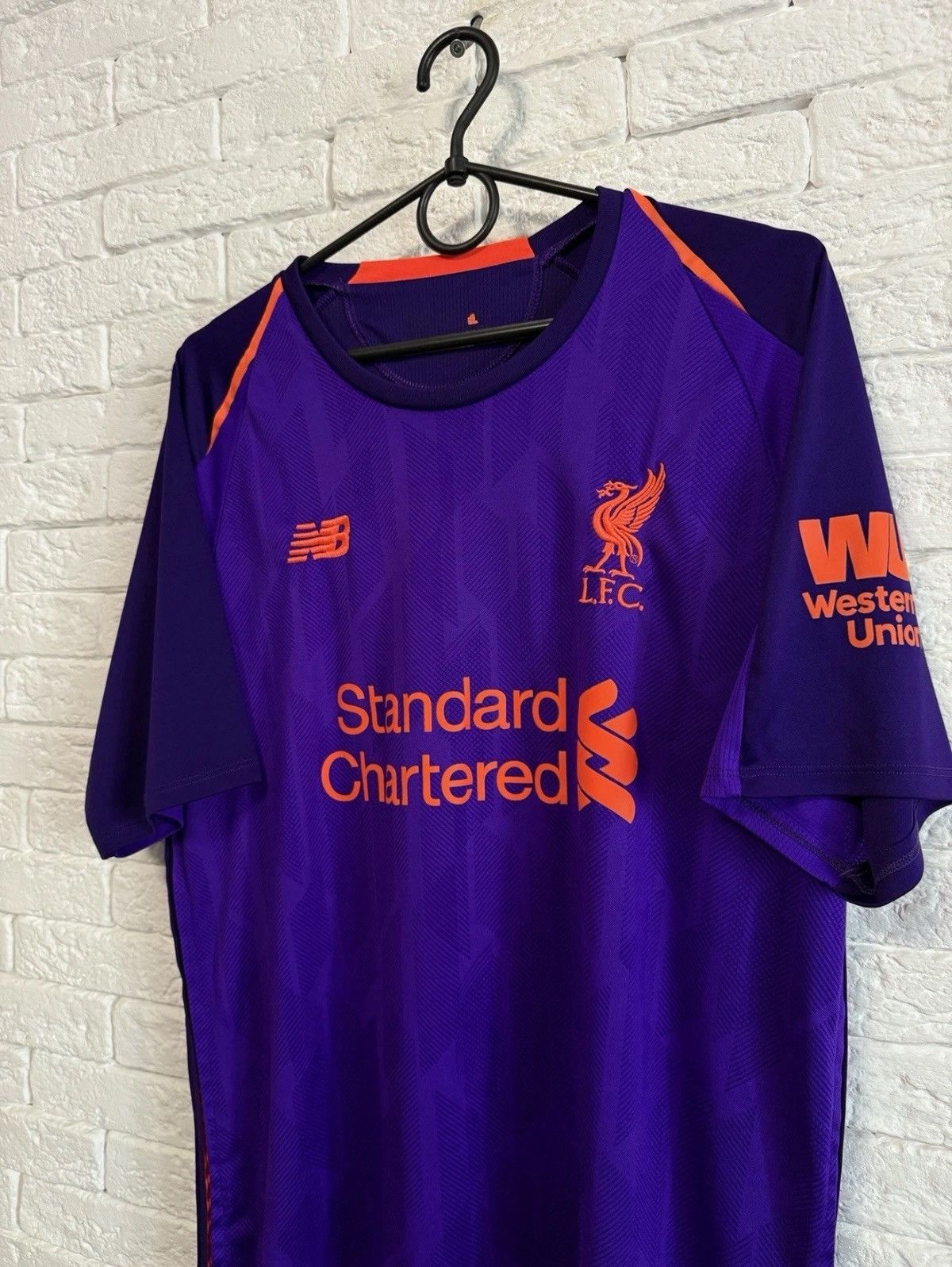 New Balance New Balance Liverpool 18/19 Away Jersey Football Shirt Sz XL Size US XL / EU 56 / 4 - 2 Thumbnail