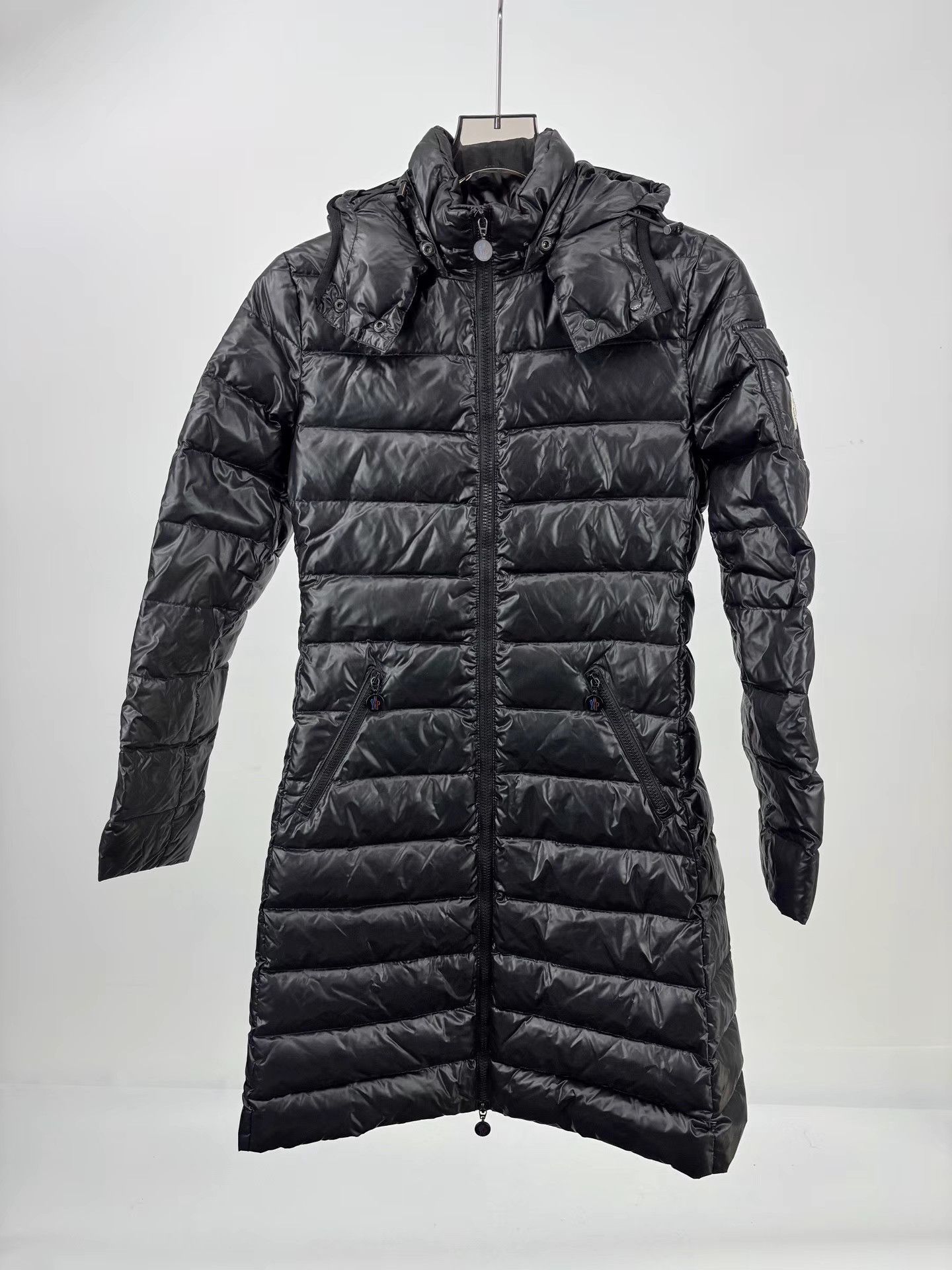 Moncler MONCLER MOKA Logo Long Shiny Down Jacket Size XS / US 0-2 / IT 36-38 - 1 Thumbnail