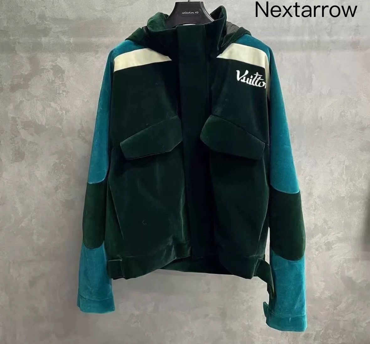 Louis Vuitton Louis Vuitton's latest printed suede color hooded jacket Size US XL / EU 56 / 4 - 1 Thumbnail
