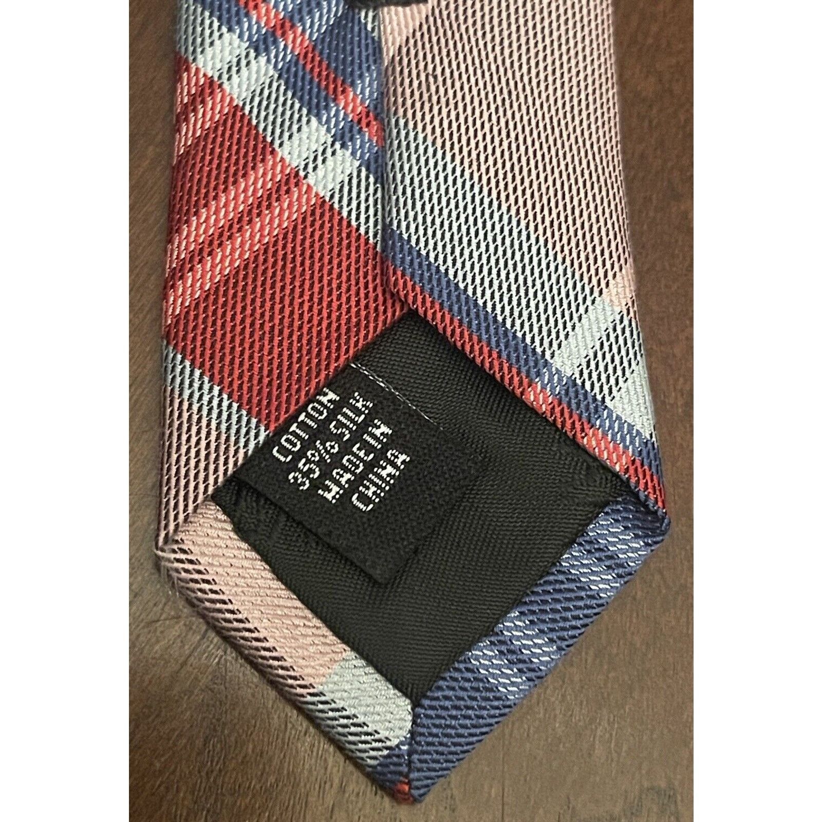 Jos. A. Bank Jos. A. Bank Traveler Red Blue Pink 65% Cotton 35% Silk Size ONE SIZE - 7 Thumbnail