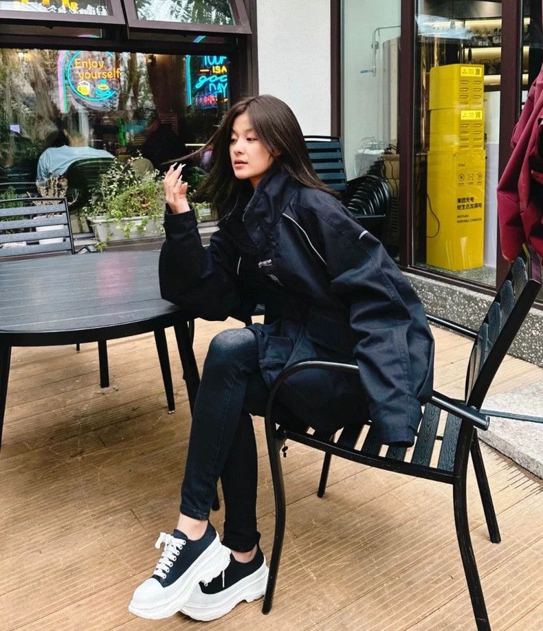 Balenciaga Balenciaga Black coat Size US S / EU 44-46 / 1 - 8 Thumbnail