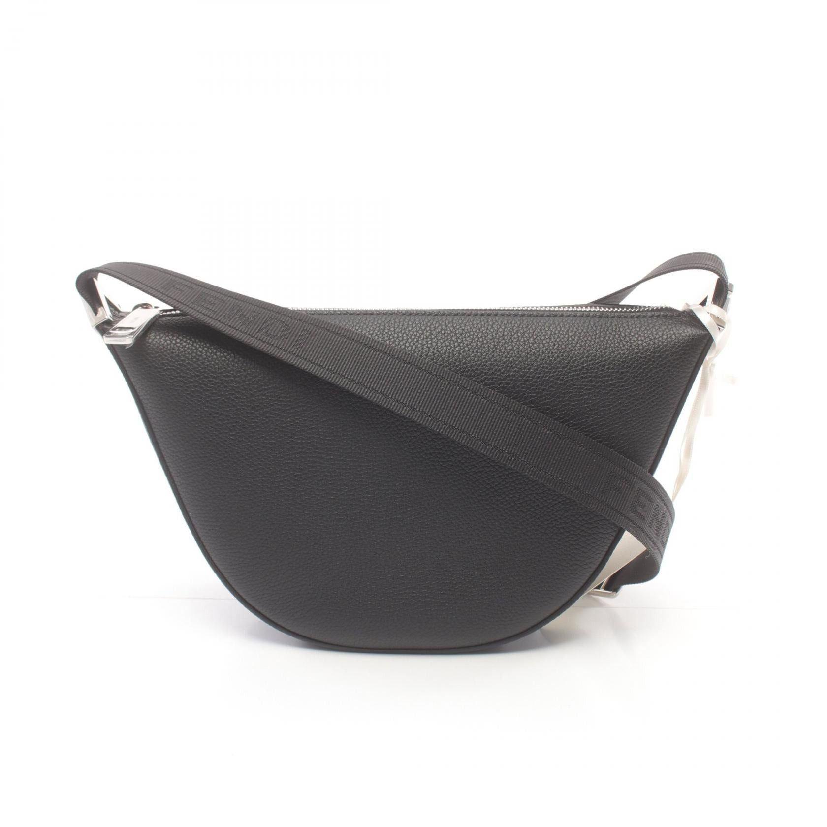 Fendi Fendi Melon Small Shoulder Bag Leather Black Size ONE SIZE - 1 Thumbnail