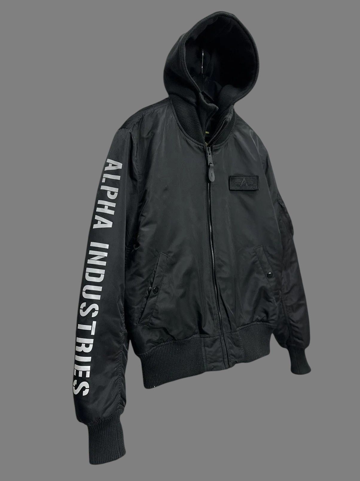 Vintage Alpha Industries Black Bomber Jacket Military Flight Style Size US L / EU 52-54 / 3 - 1 Thumbnail