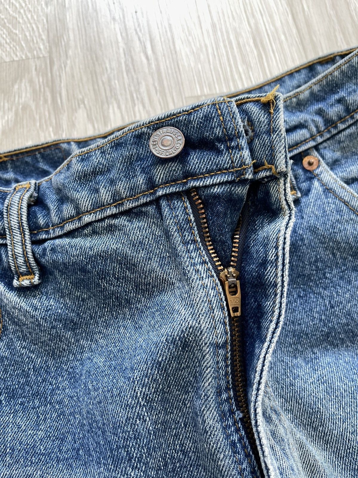 Levi's Vintage Levi's 560 Loose Fit Tapered Leg Wide Baggy Jeans Size US 36 / EU 52 - 11 Thumbnail