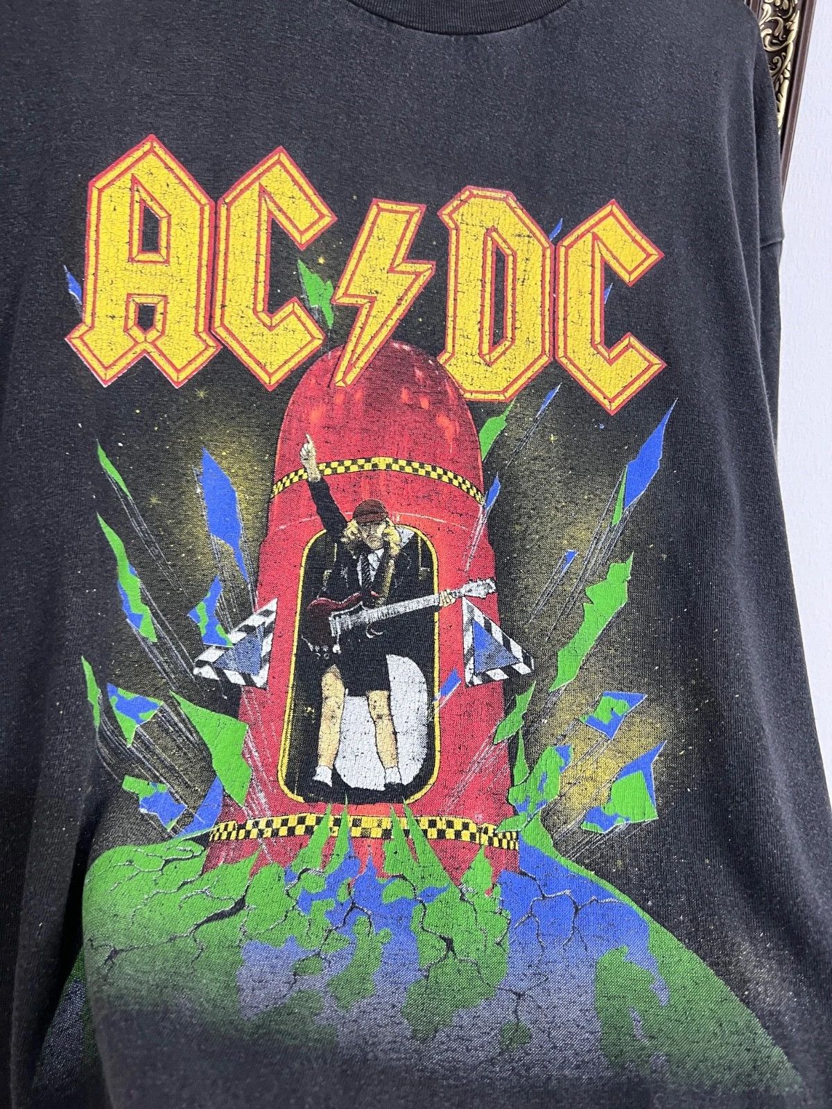 AC/DC Vintage 80's AC DC Heatseeker Tour Shirt Over Print Tee Size US XL / EU 56 / 4 - 3 Thumbnail