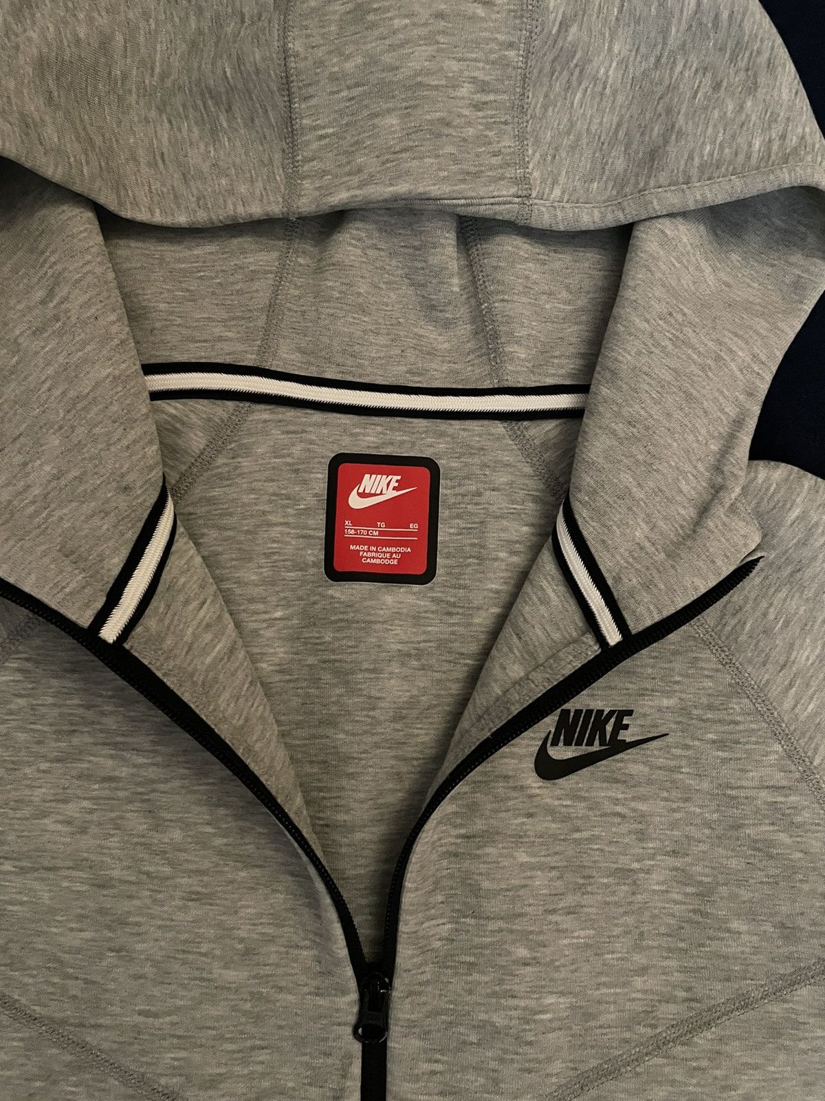 Nike Jacket Nike Tech Fleece Grej Size US XS / EU 42 / 0 - 4 Thumbnail