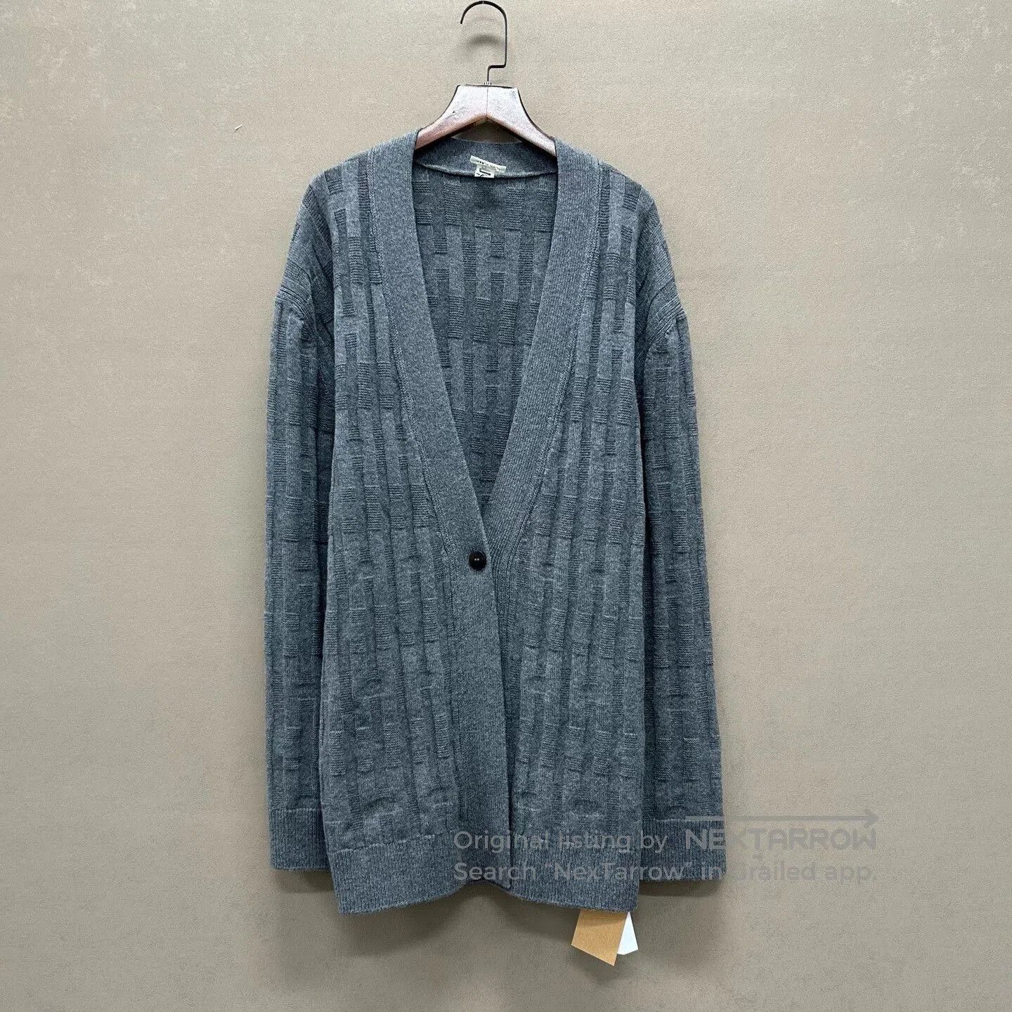 Hermes gray cashmere cardigan by hermes. Size M / US 6-8 / IT 42-44 - 1 Thumbnail