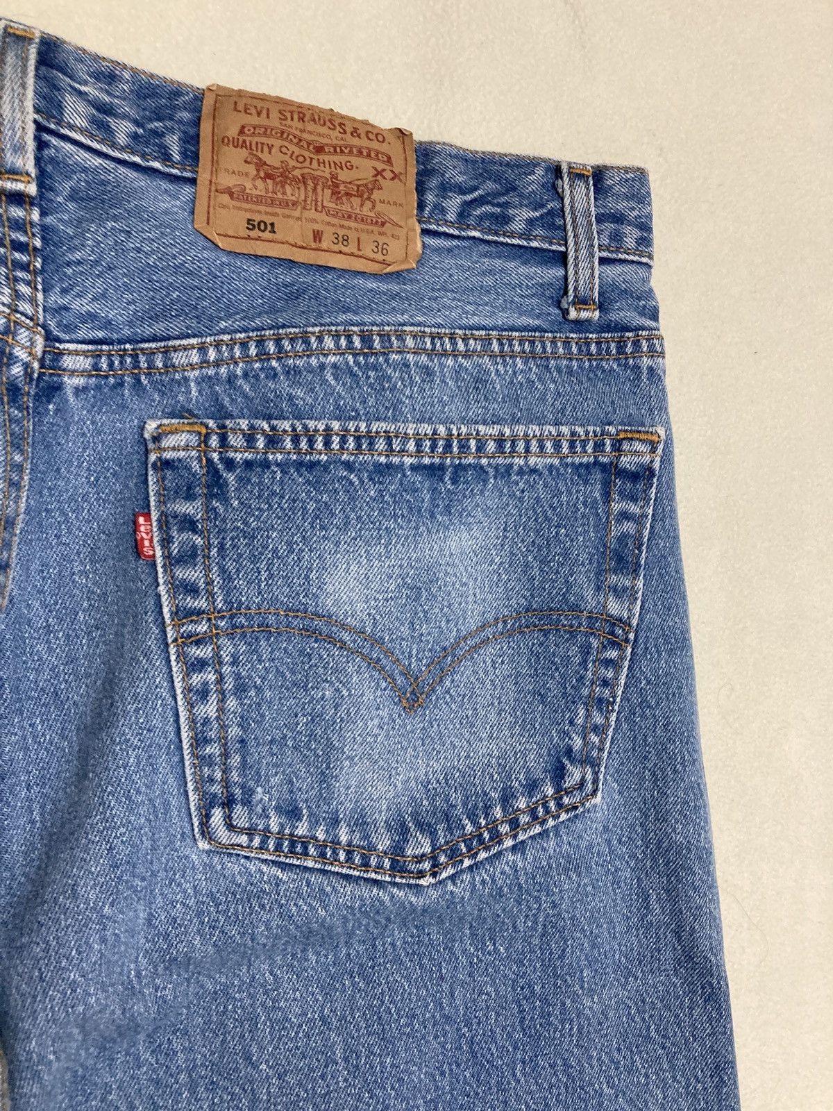 Levi's Vintage 90’s Levis 501 jeans Made in USA for Men Size US 38 / EU 54 - 11 Thumbnail