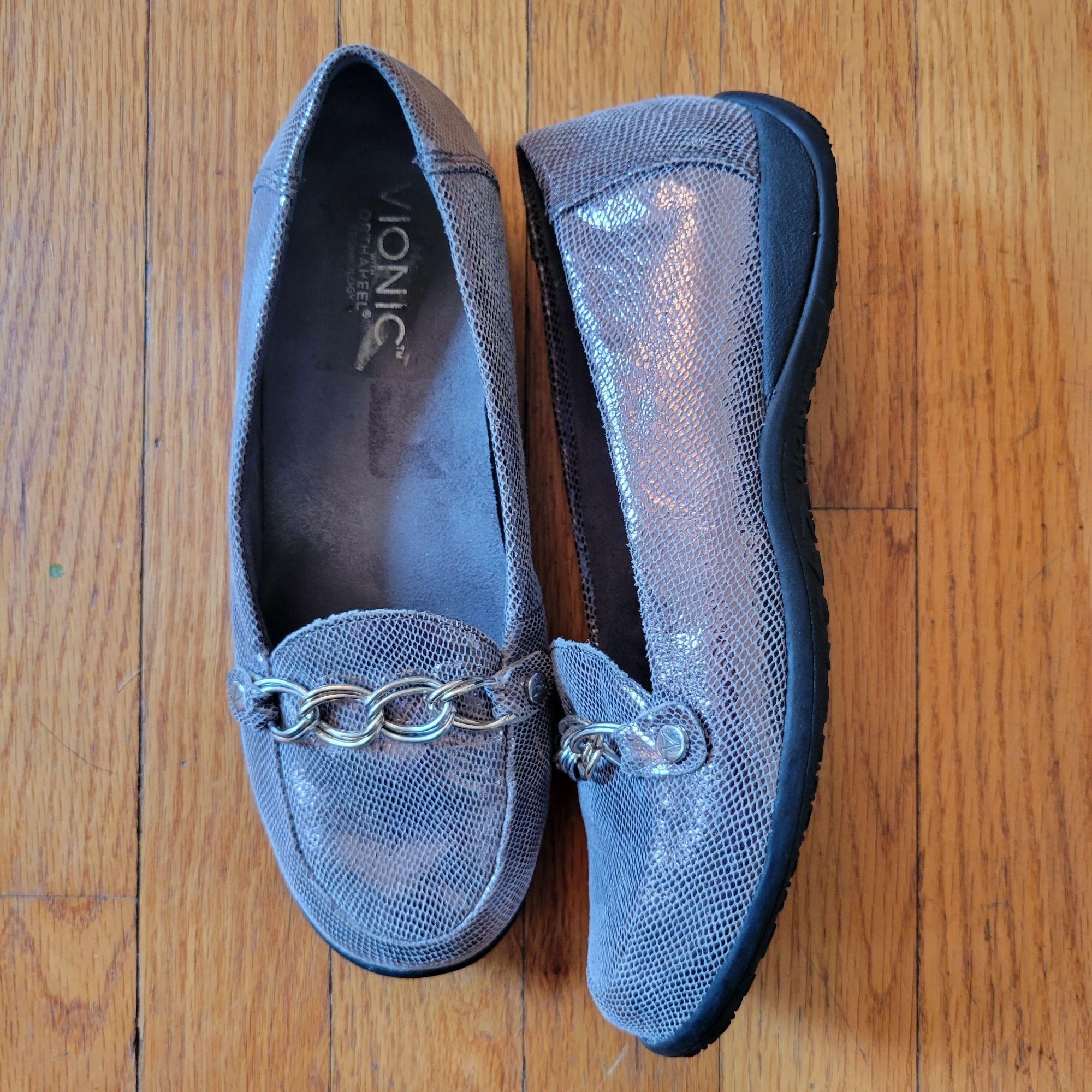 Vionic Vionic Orthaheel Loafers 6.5 Gray Snake Print ALDA Pewter Me Size US 6.5 / IT 36.5 - 1 Thumbnail