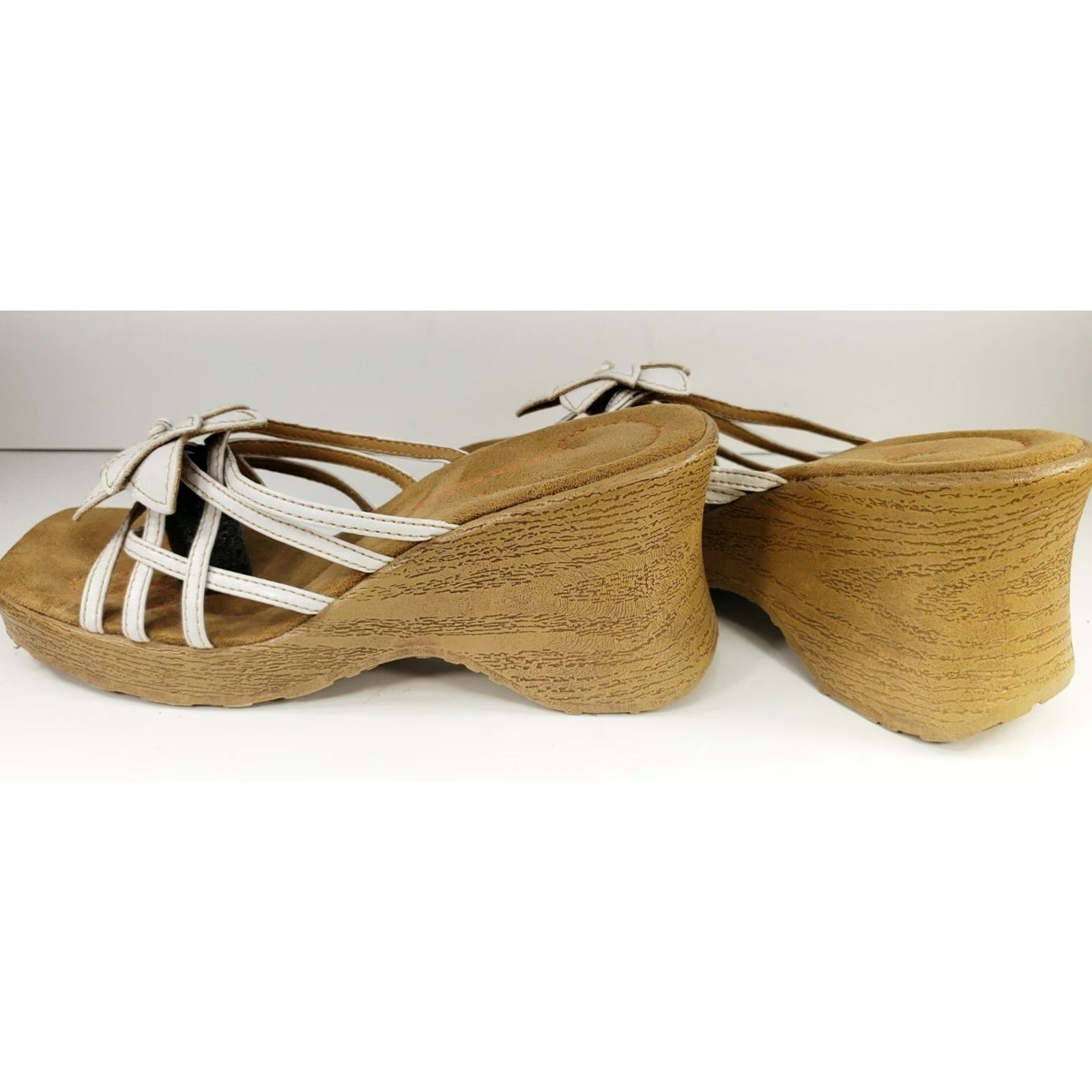 Vintage Lower East Side Wedge Slide Sandals Women's Size 9 White Leather with Flower Shoes Size US 9 / IT 39 - 5 Thumbnail