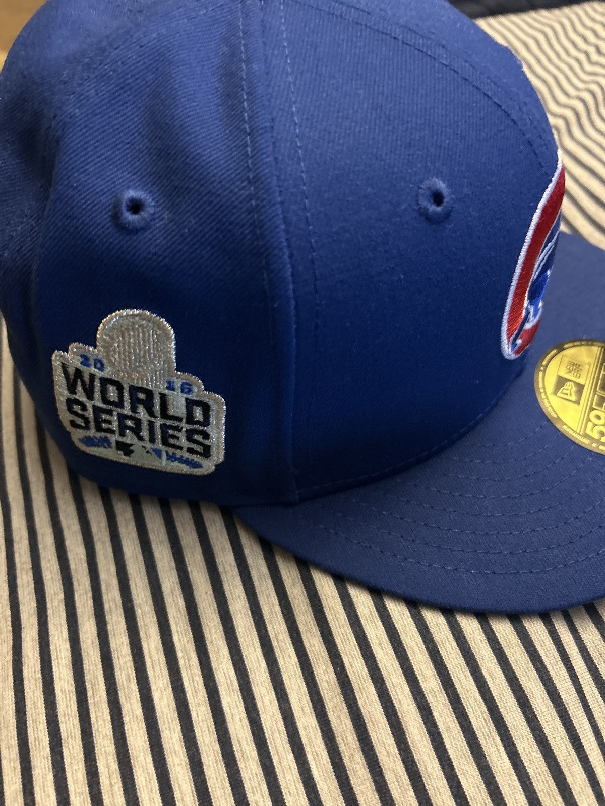 Hat Club × New Era Hat Club New Era Blue Chicago Cubs 2016 World Series Fitted Size ONE SIZE - 2 Thumbnail