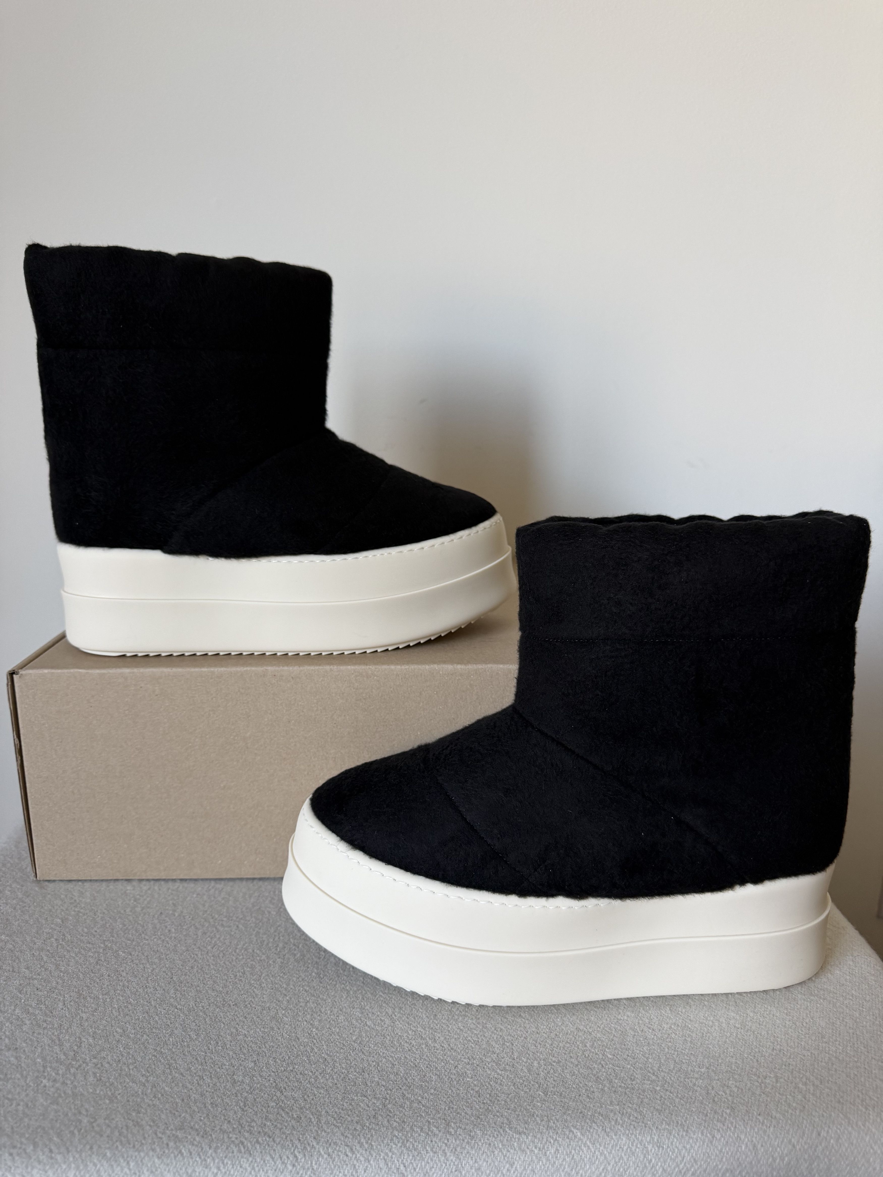 Rick Owens Drkshdw Rick Owens DRKSHDW Mega Bumper Low Lunar Boots in Black Size US 10 / EU 43 - 2 Thumbnail