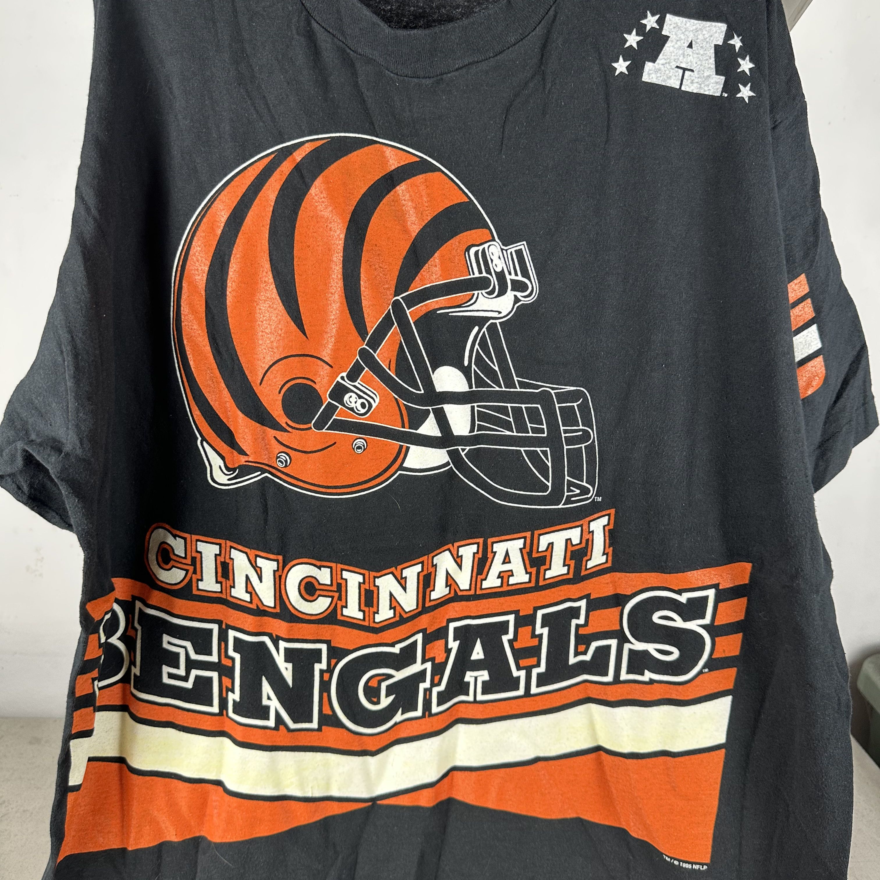 Vintage Vintage 1995 Cincinnati Bengals NFL Salem AOP T-shirt Size US XXL / EU 58 / 5 - 2 Thumbnail