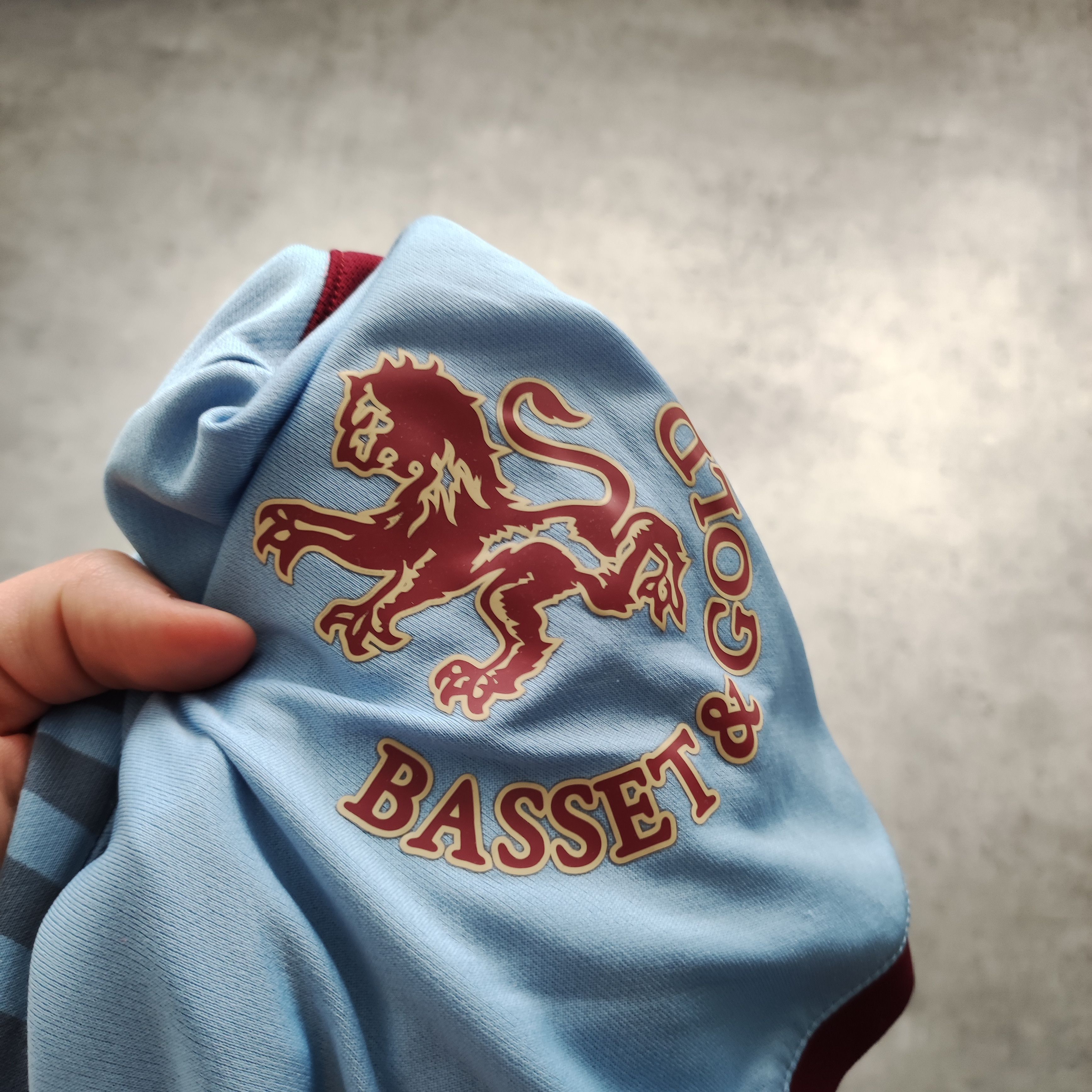 Umbro Rare Football West Ham United x Umbro 2019/20 Home Jersey Size US XL / EU 56 / 4 - 7 Thumbnail