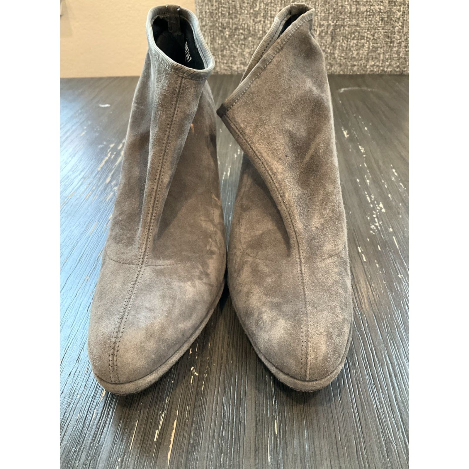 Stuart Weitzman STUART WEITZMAN GLOVE Topo Suede Ankle Booties Boots 8 1/2 Gray Women Shoes Suede Ankle Booties with Round Toe High Heel Pull On Size ONE SIZE - 2 Thumbnail